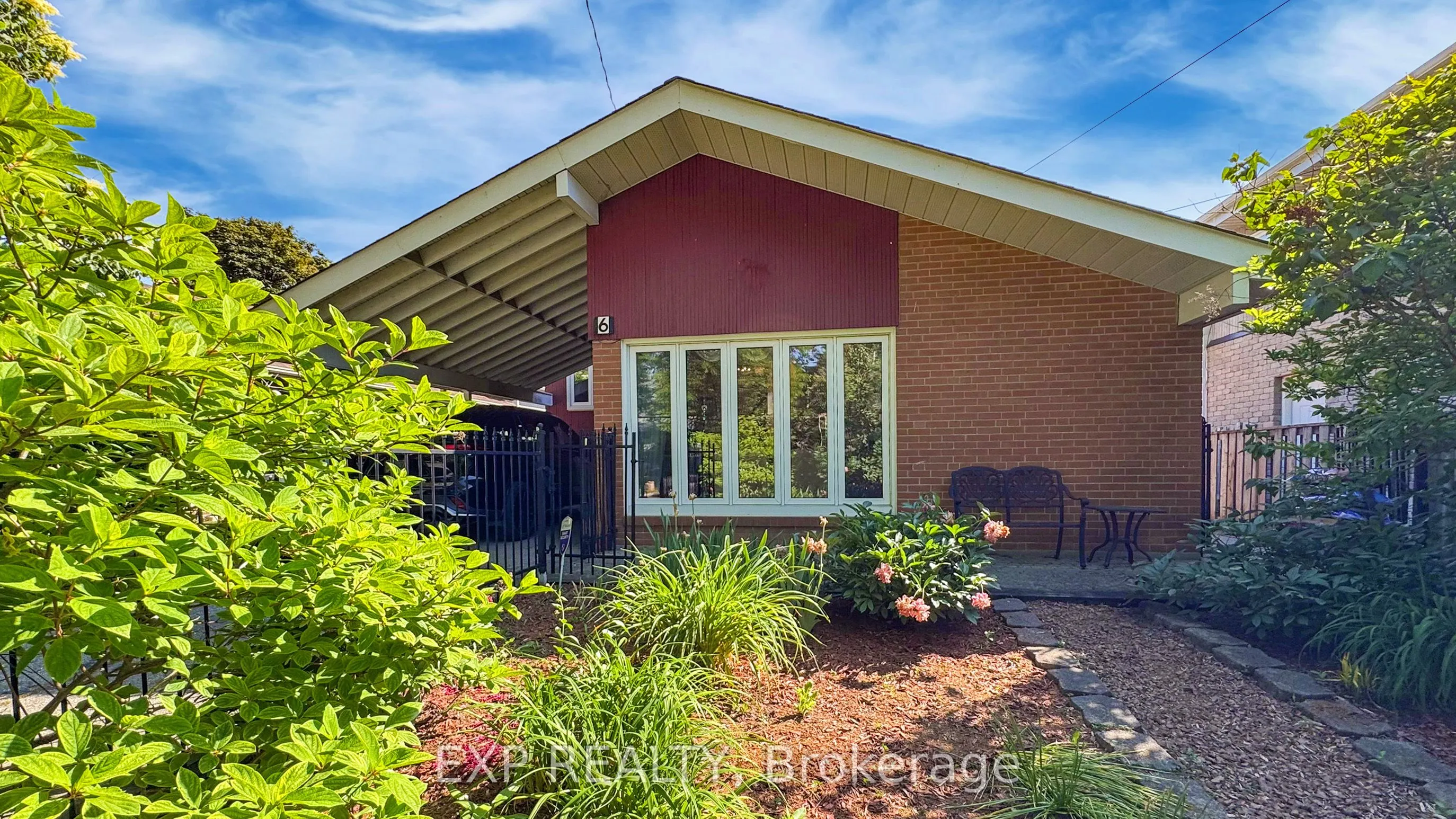 6 Abbottswood Road