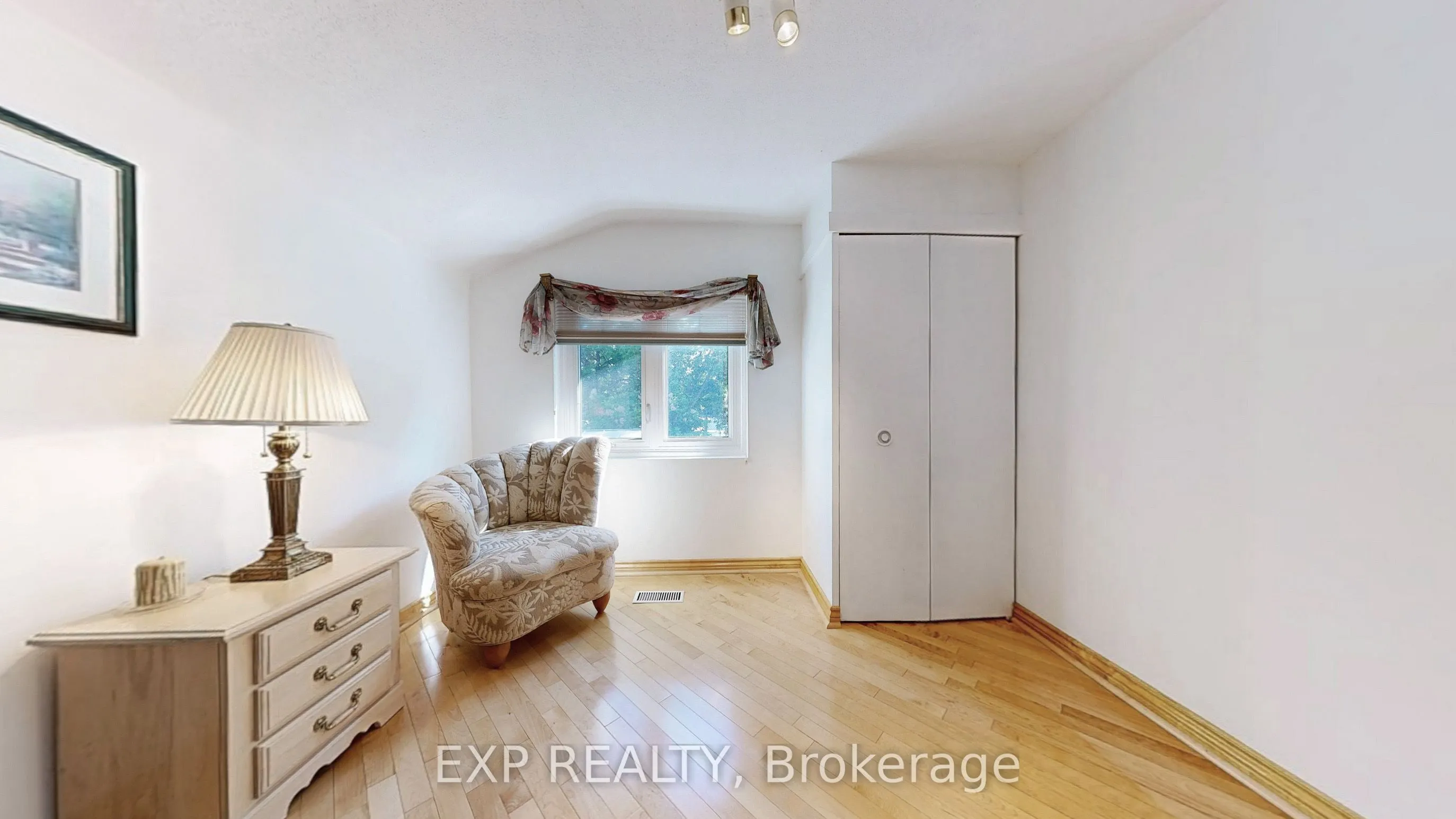 6 Abbottswood Road