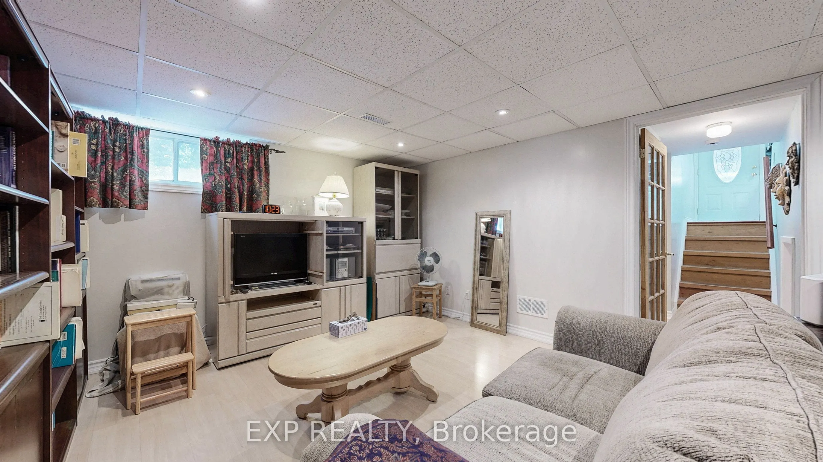 6 Abbottswood Road