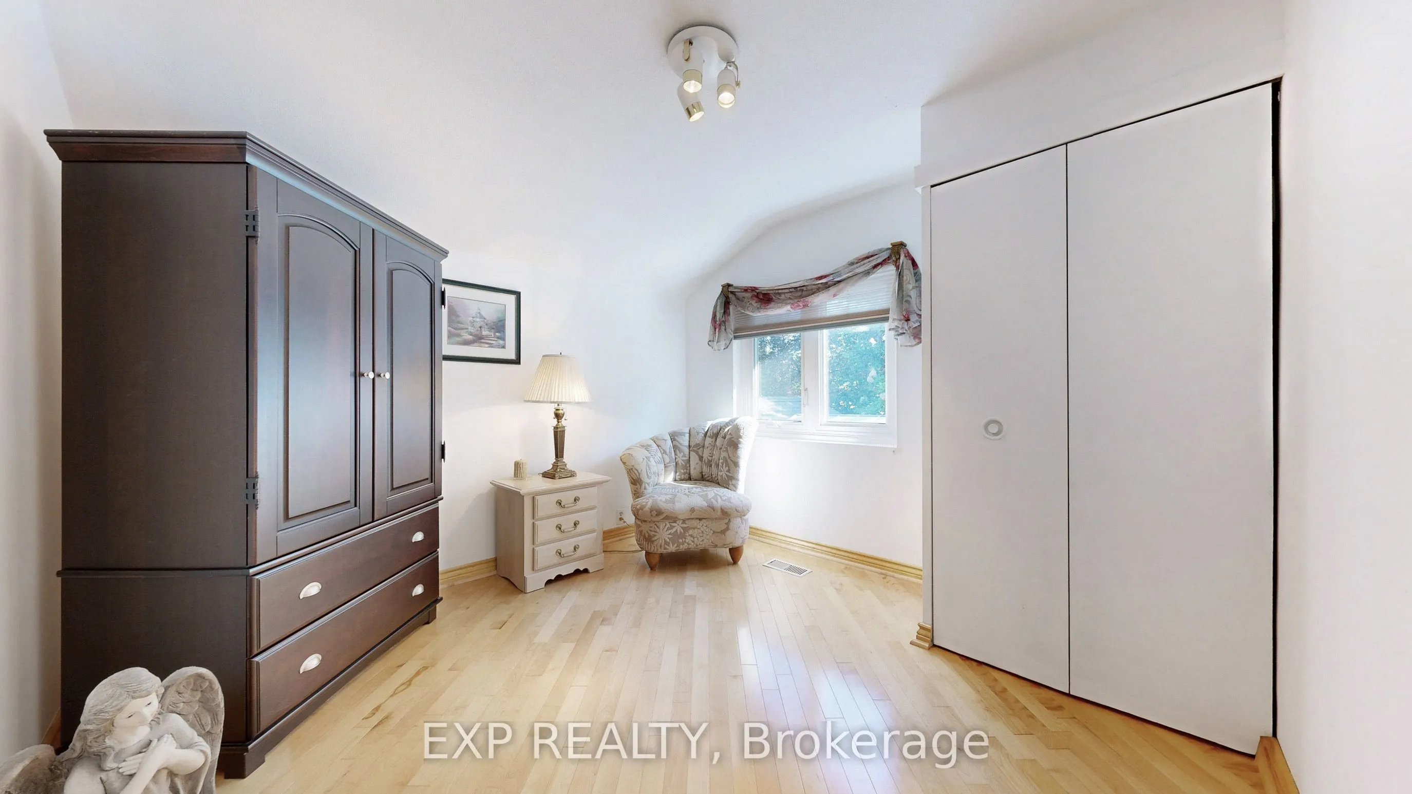 6 Abbottswood Road