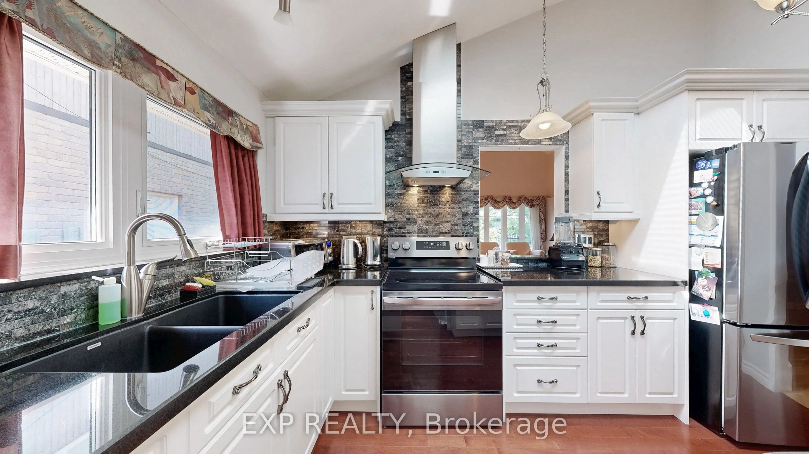 6 Abbottswood Road
