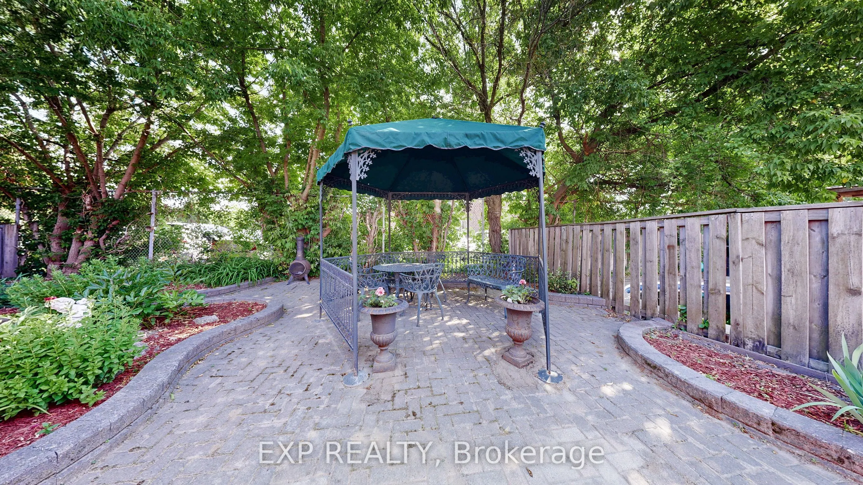 6 Abbottswood Road