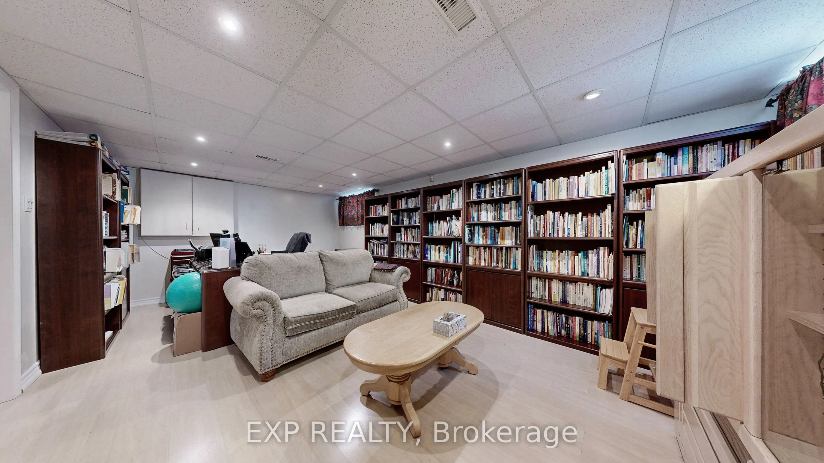 6 Abbottswood Road