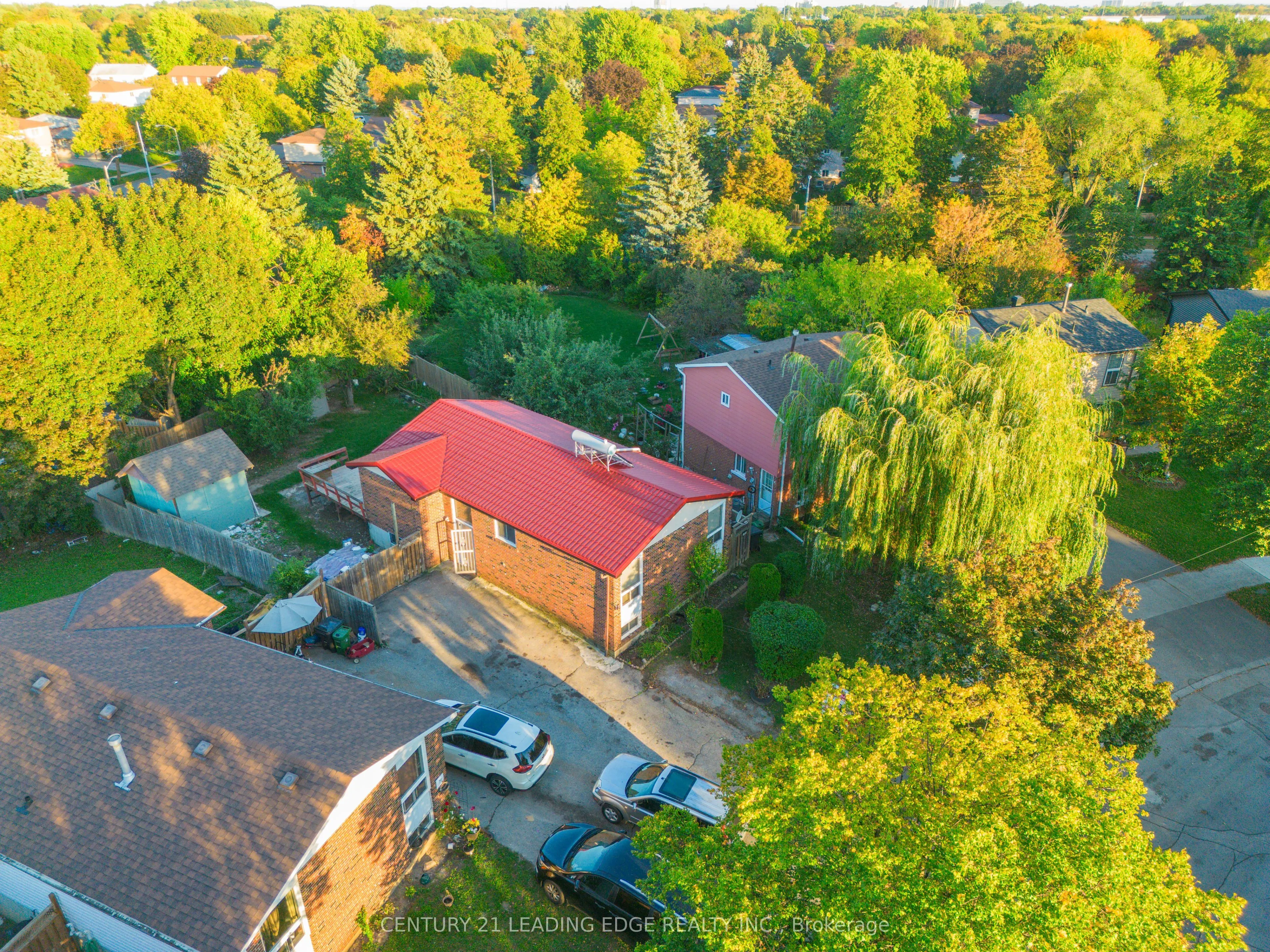 77 Snowball Crescent