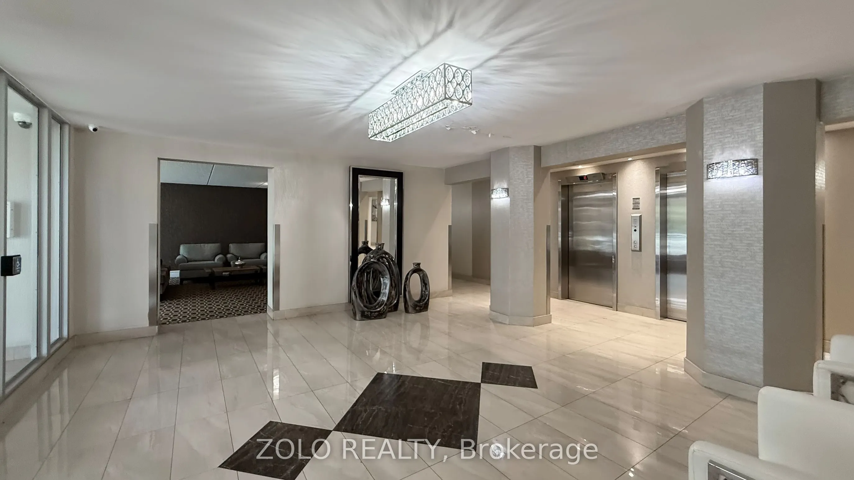 2 Glamorgan Avenue, #1015