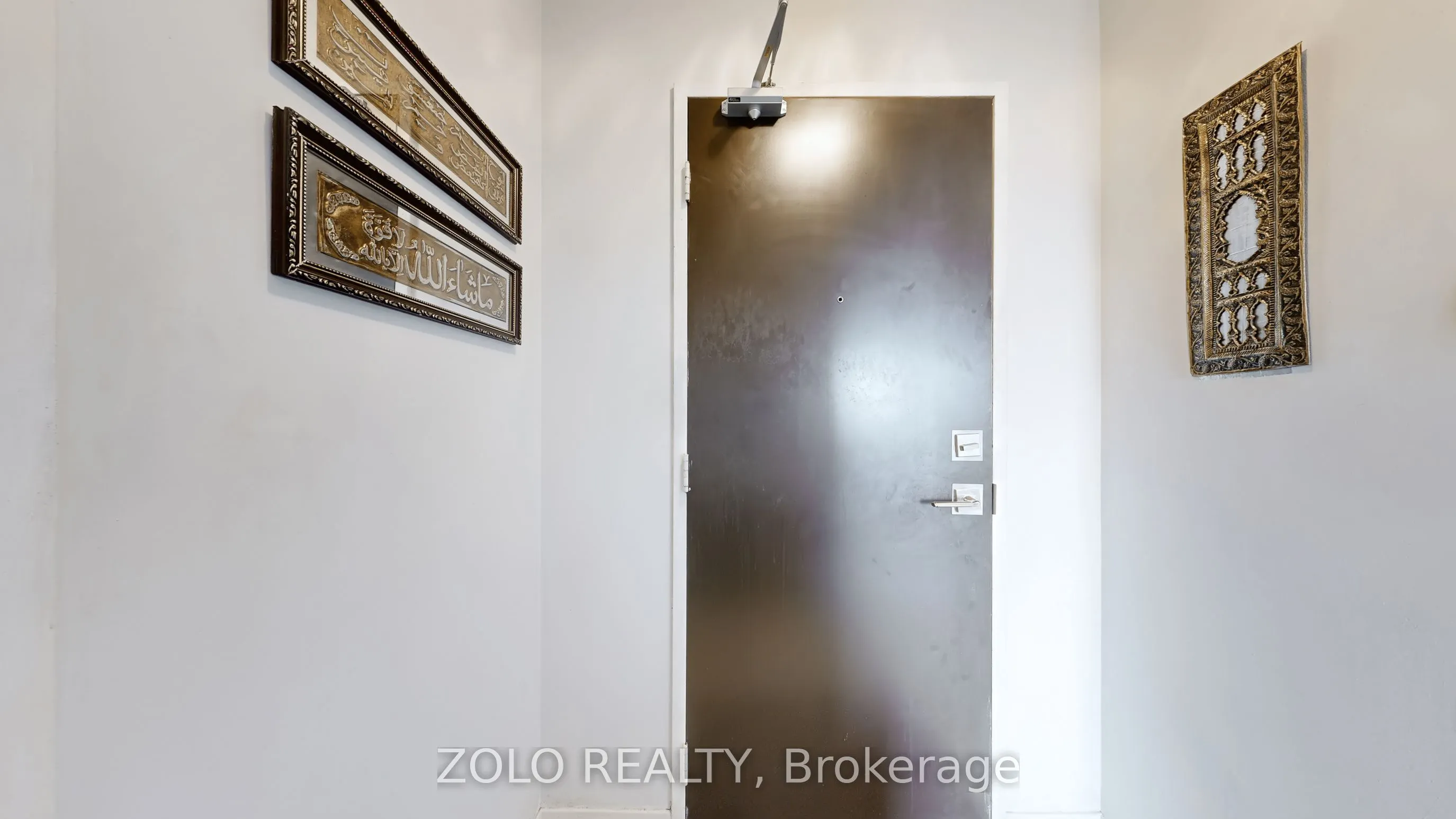 2 Glamorgan Avenue, #1015