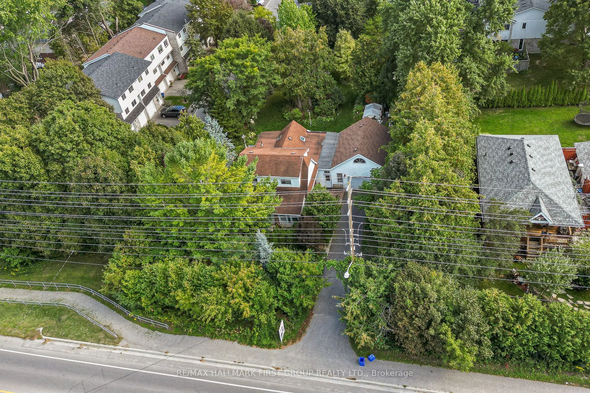 1433 Finch Avenue