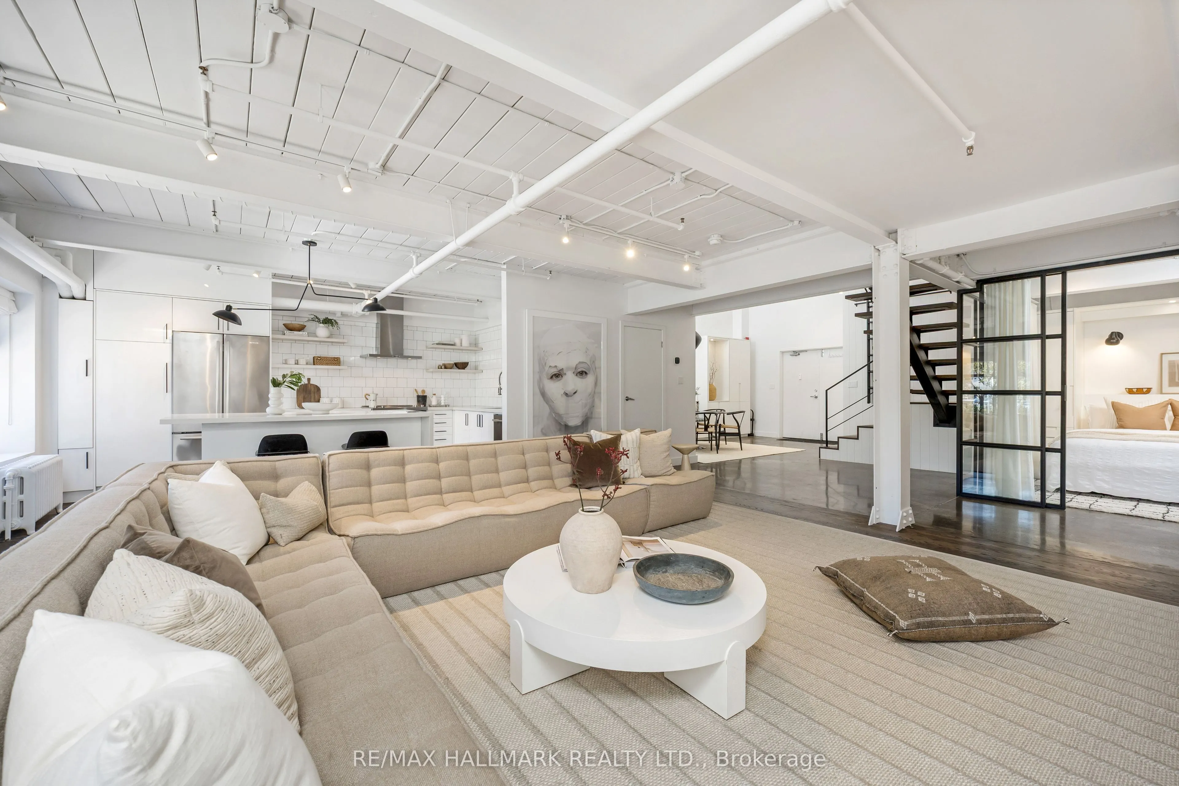 326 Carlaw Avenue, #102