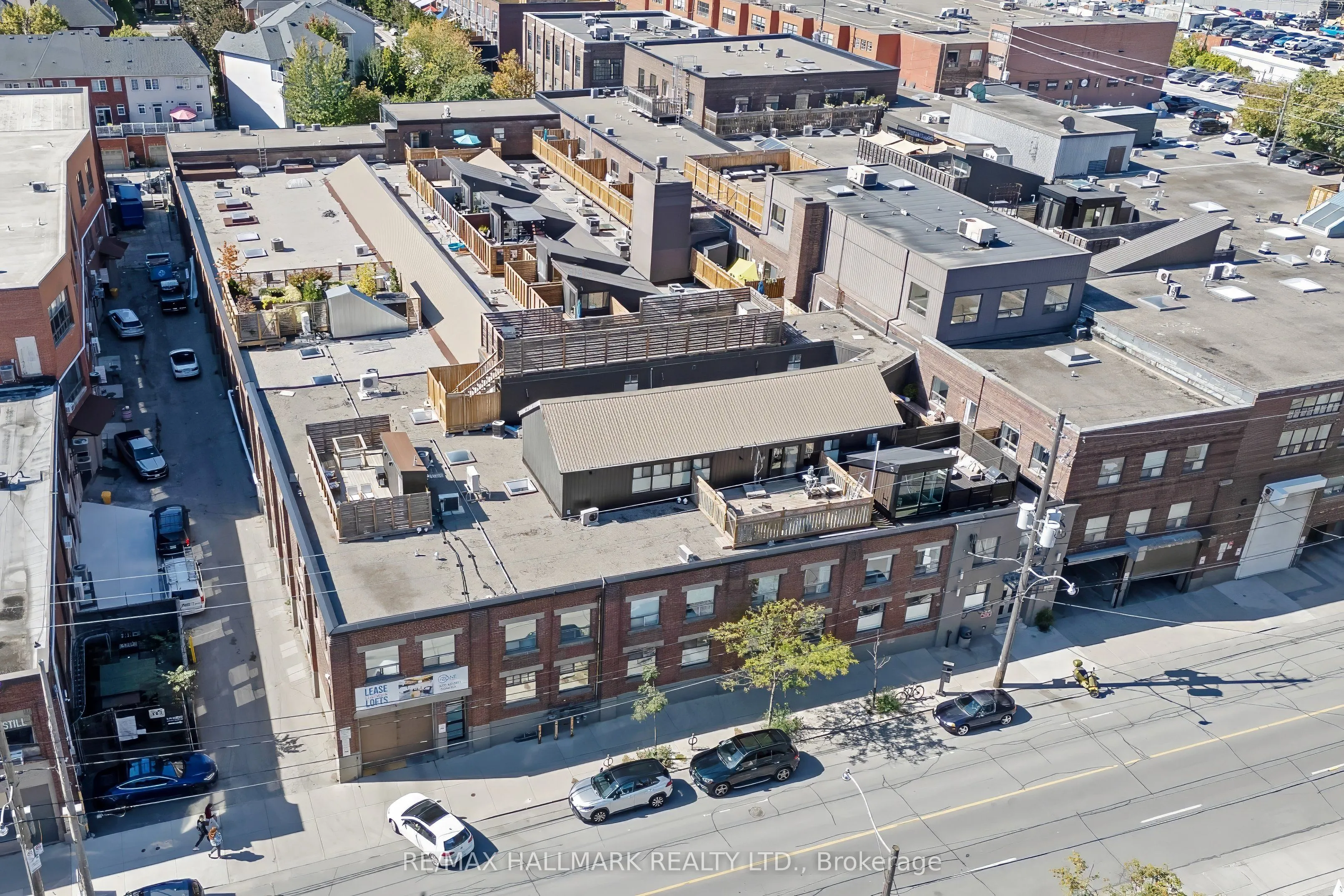326 Carlaw Avenue, #102