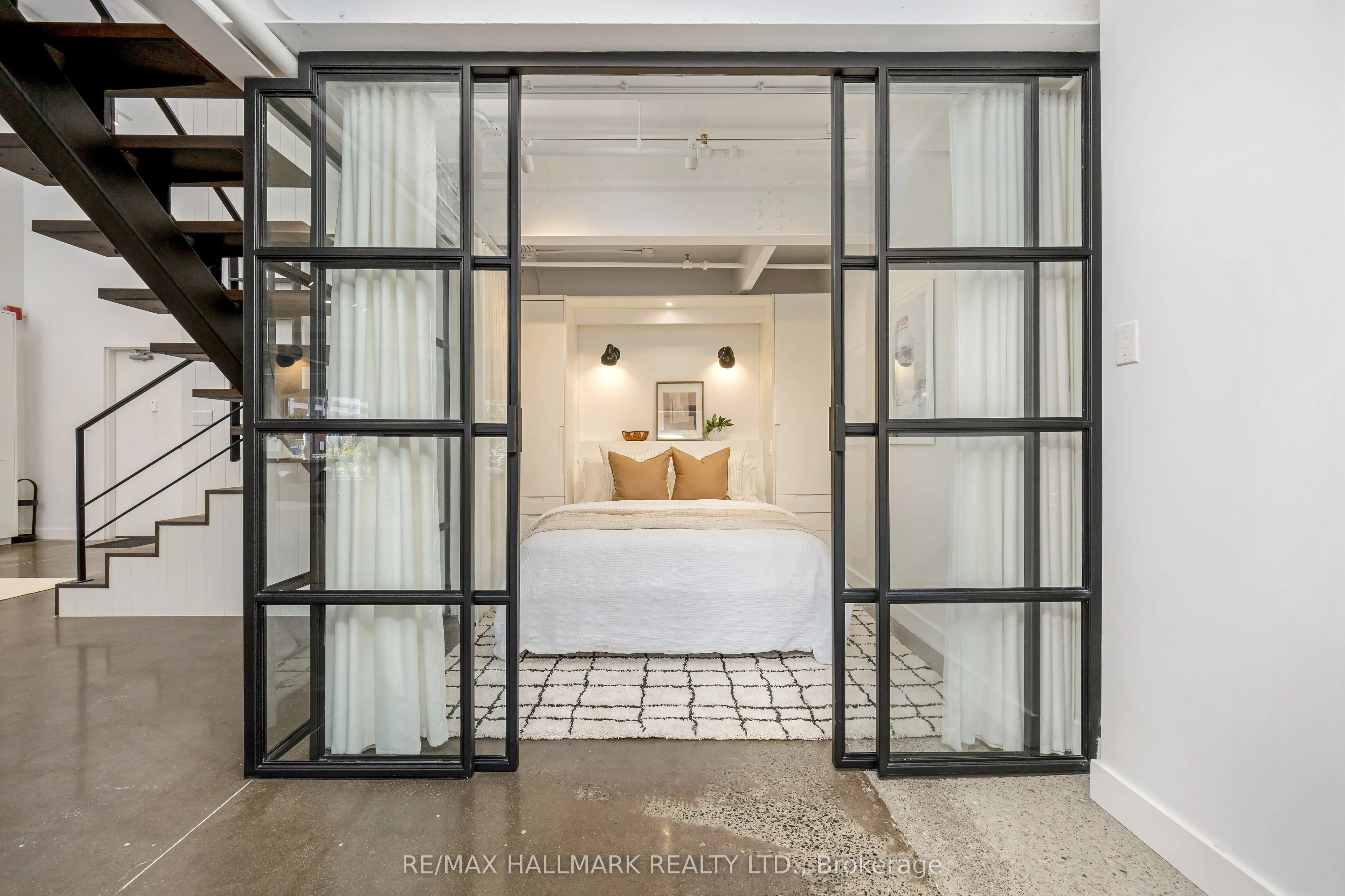 326 Carlaw Avenue, #102