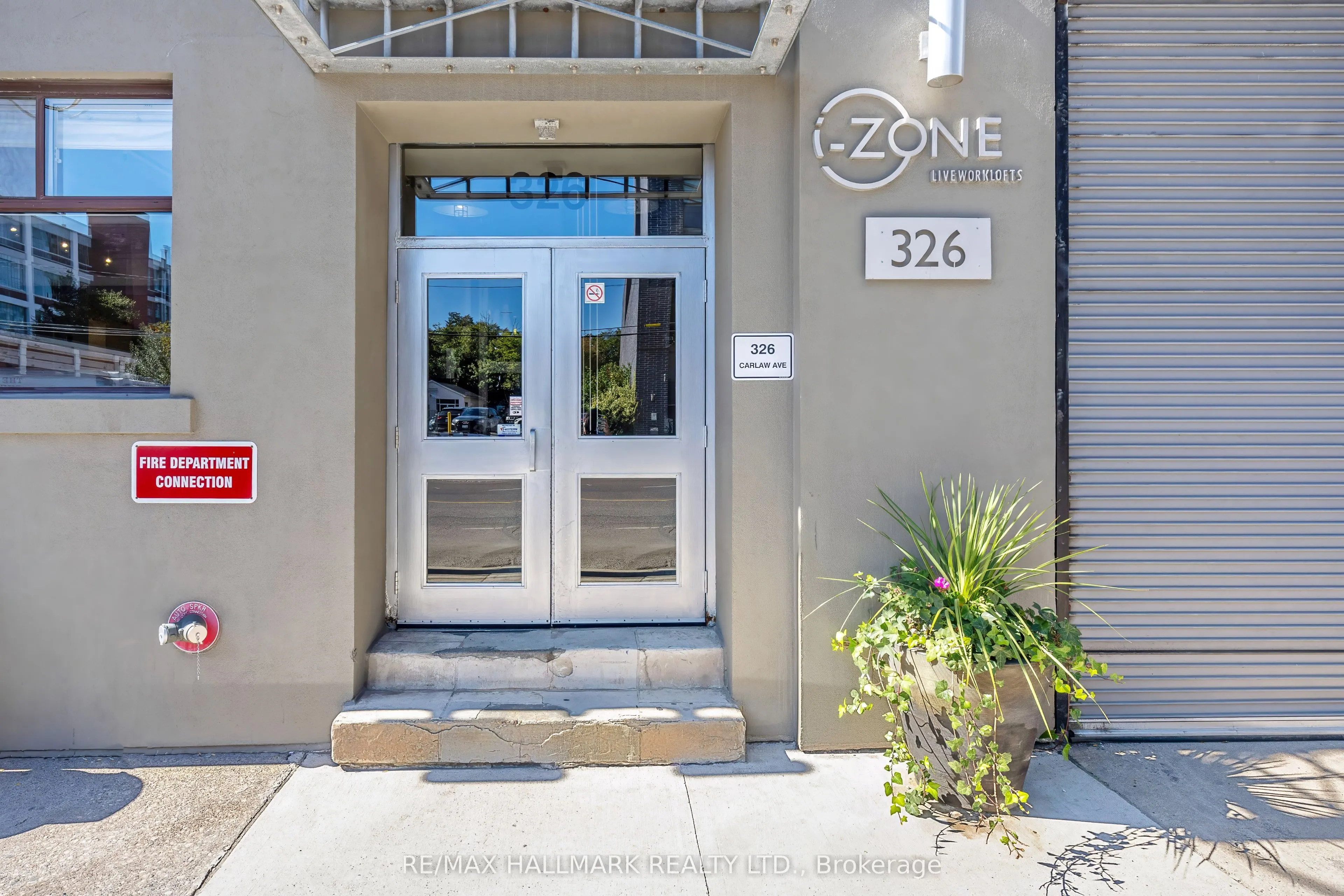 326 Carlaw Avenue, #102