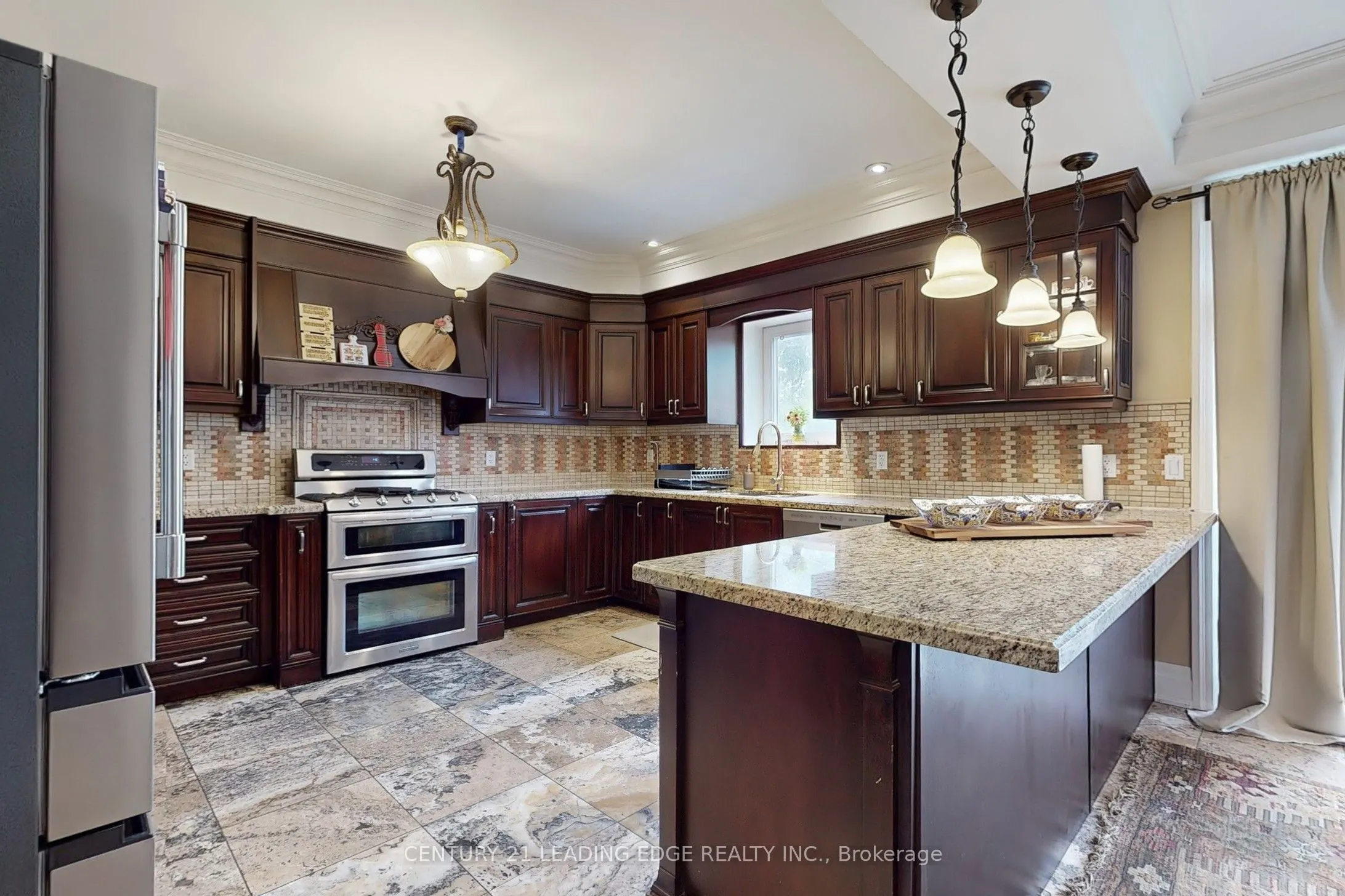 11 Bellvare Crescent