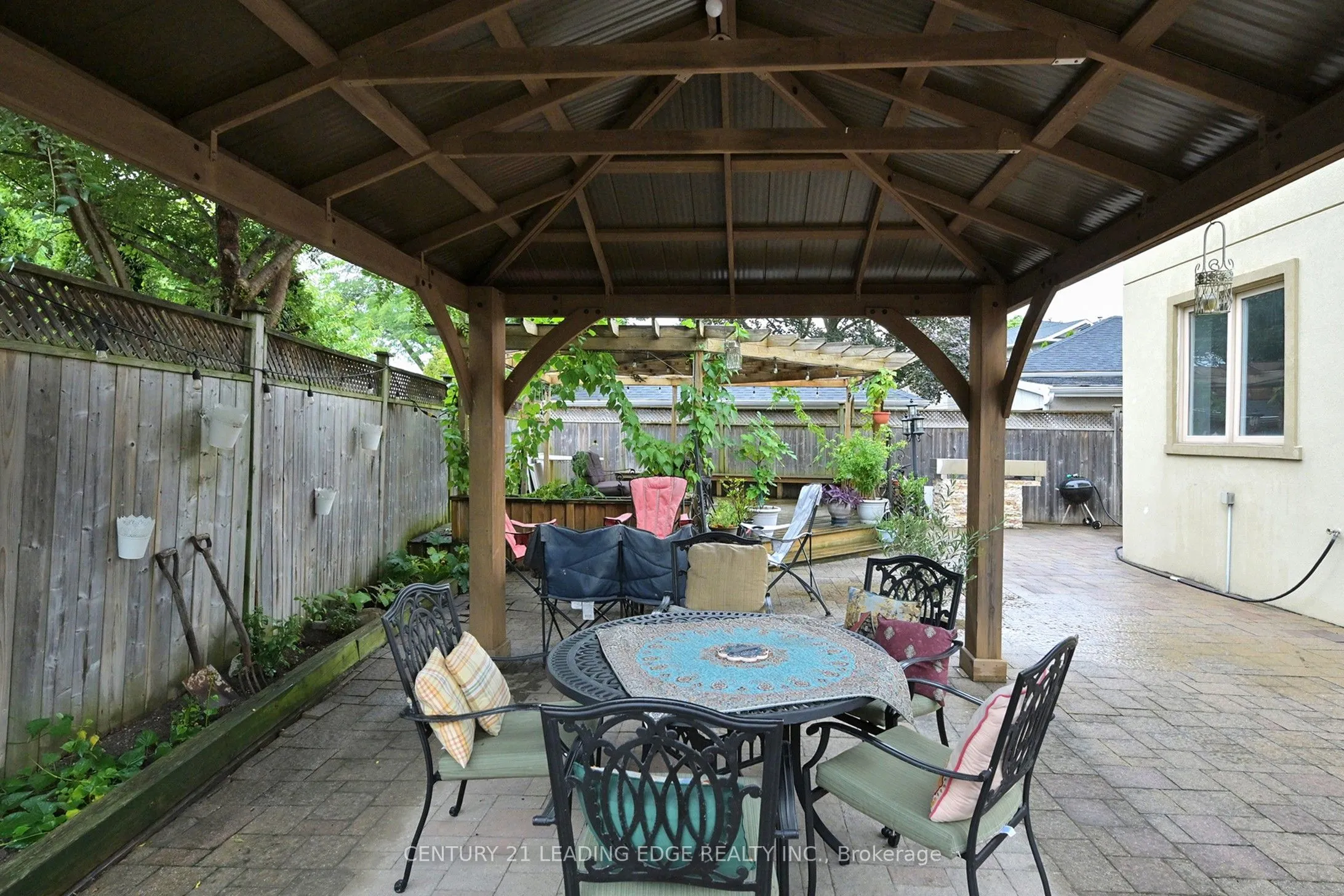 11 Bellvare Crescent