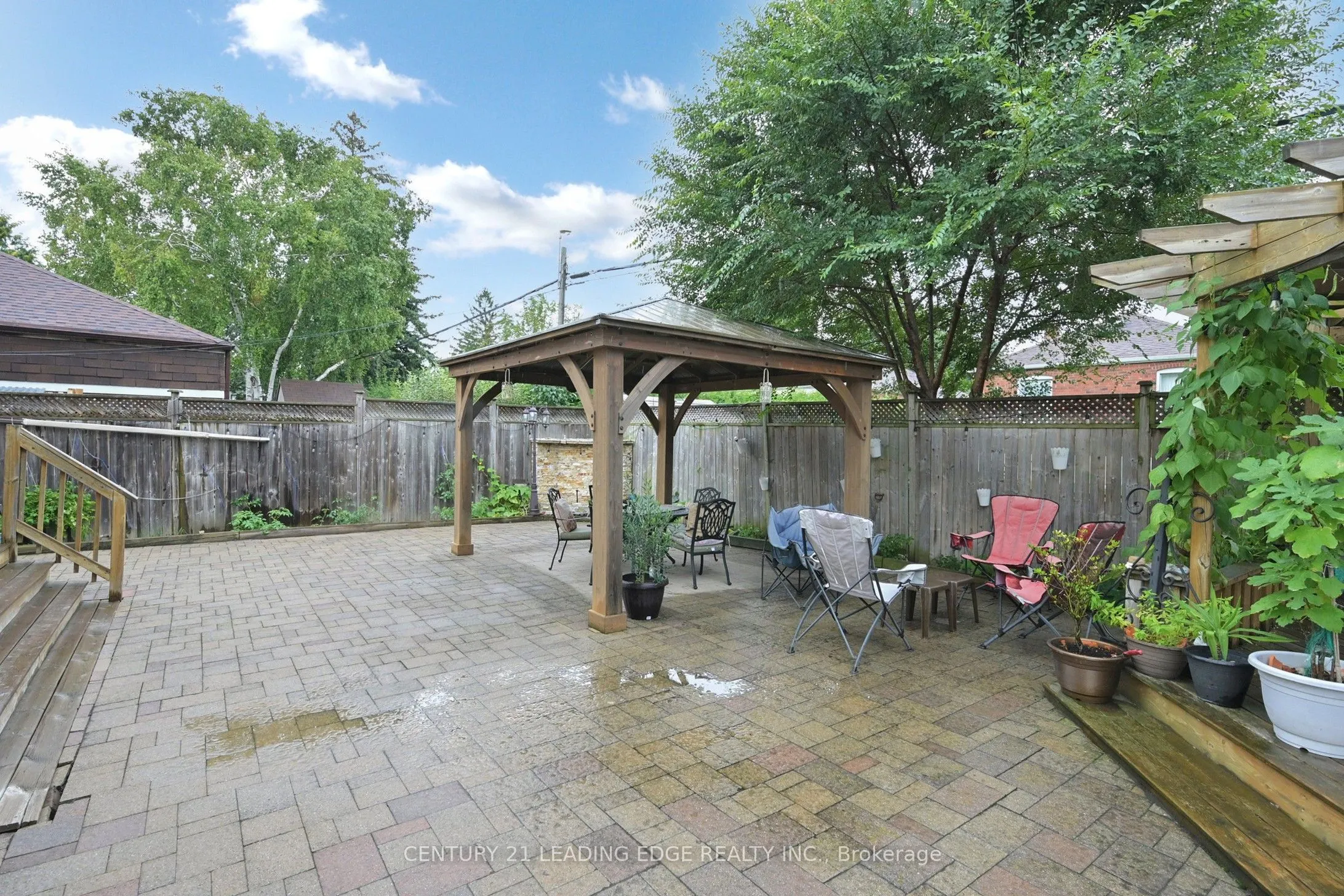 11 Bellvare Crescent