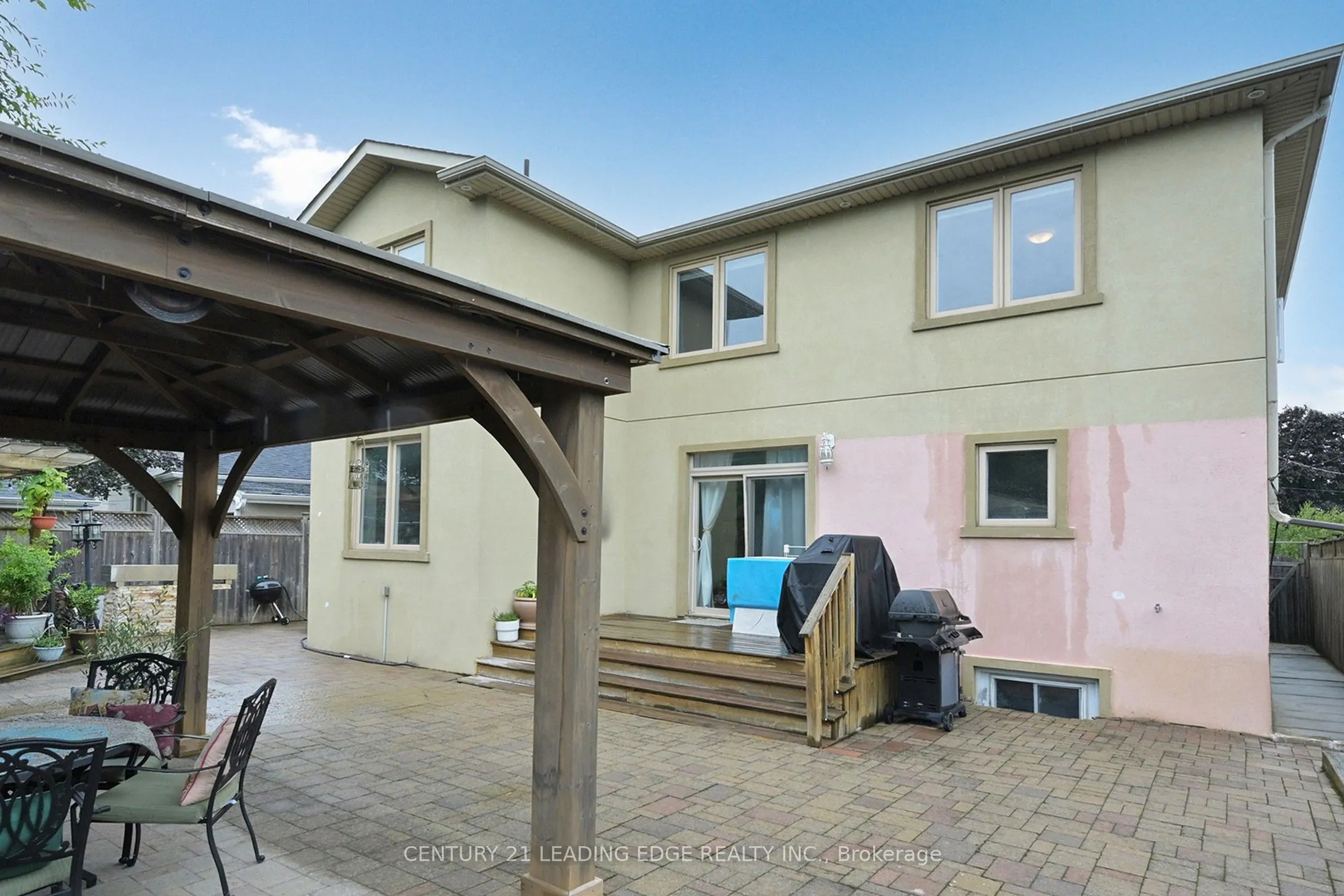 11 Bellvare Crescent