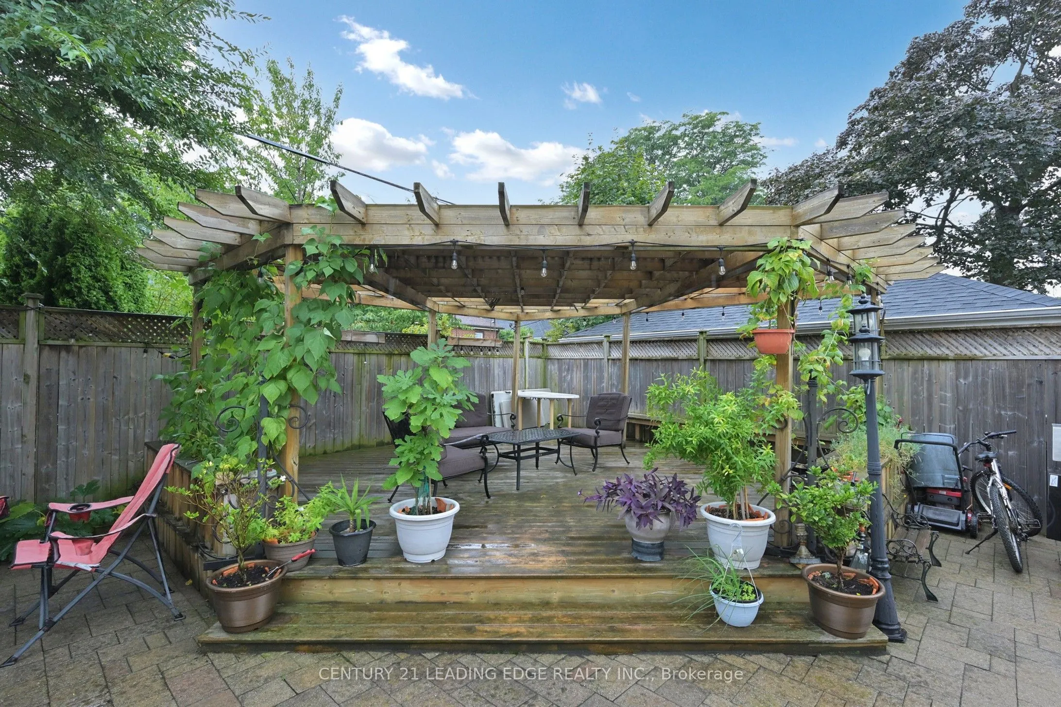 11 Bellvare Crescent