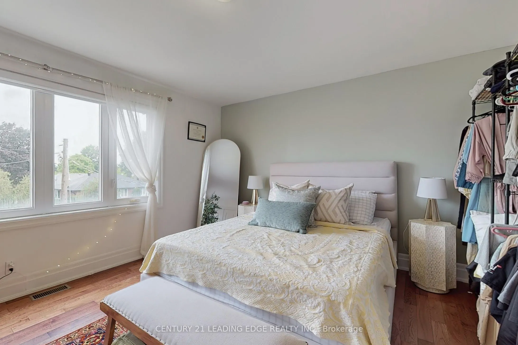 11 Bellvare Crescent