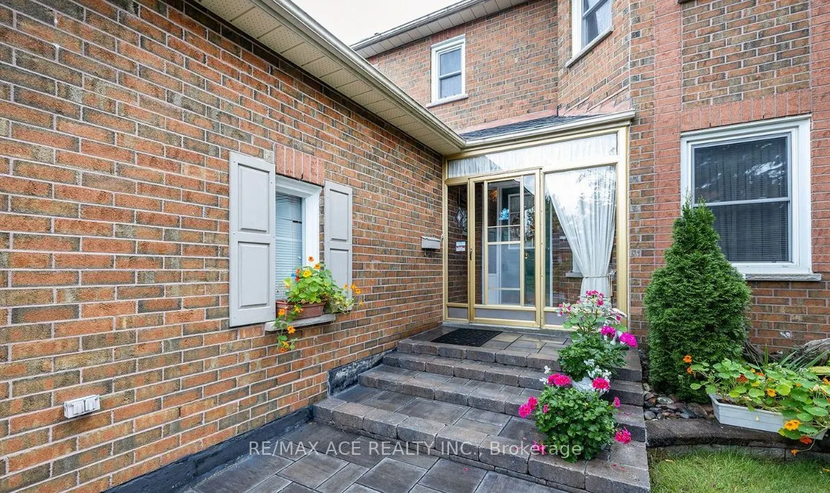 3 Springsyde Street, #Main