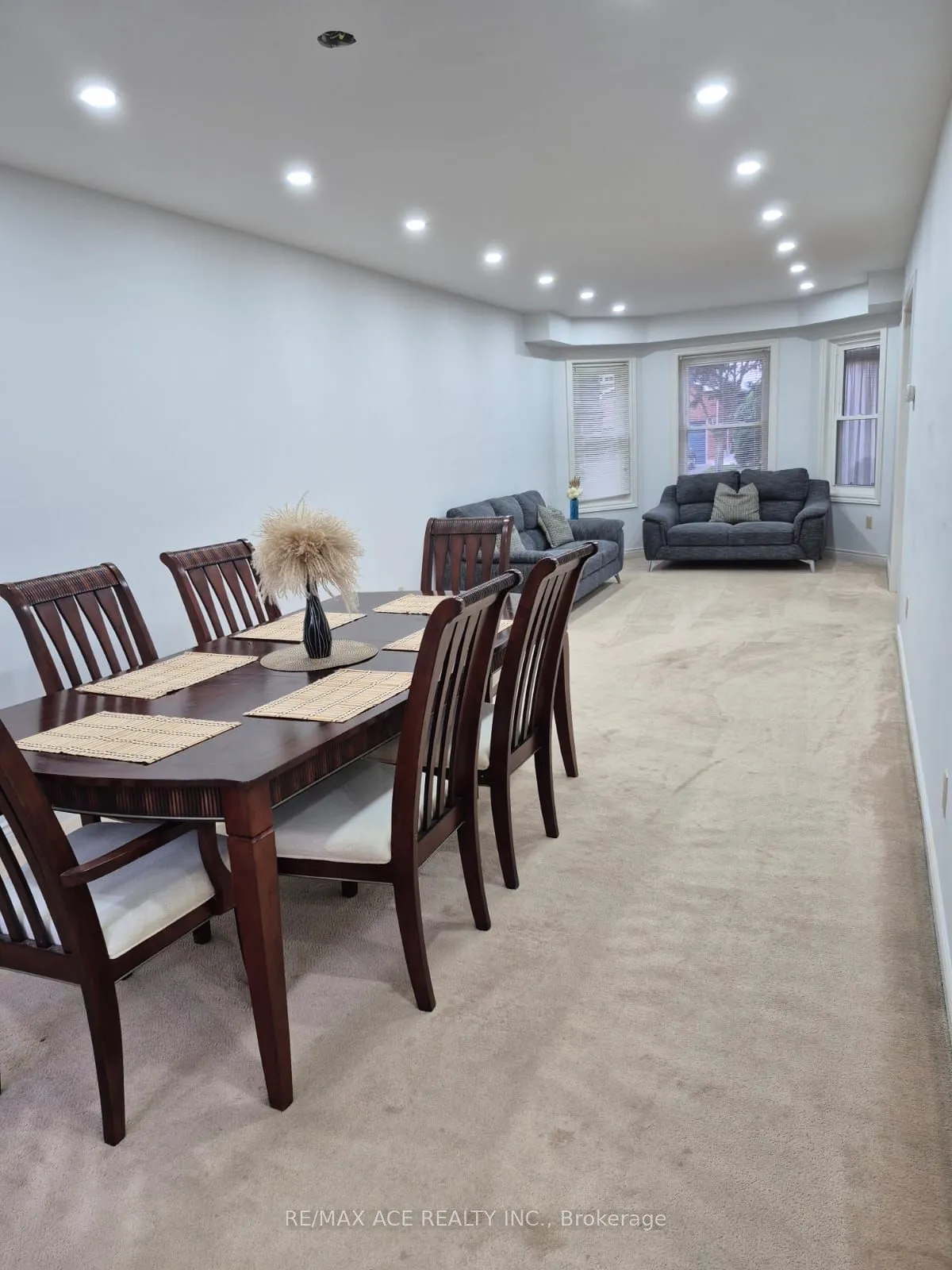 3 Springsyde Street, #Main