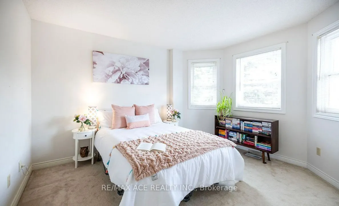 3 Springsyde Street, #Main