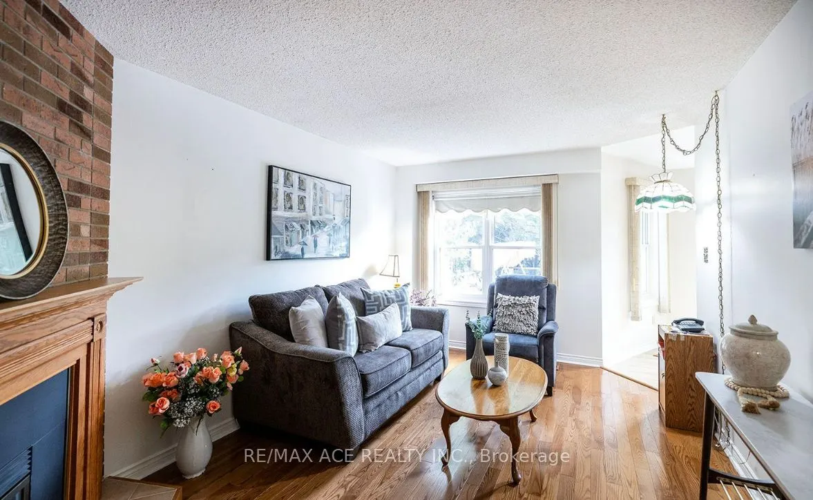 3 Springsyde Street, #Main
