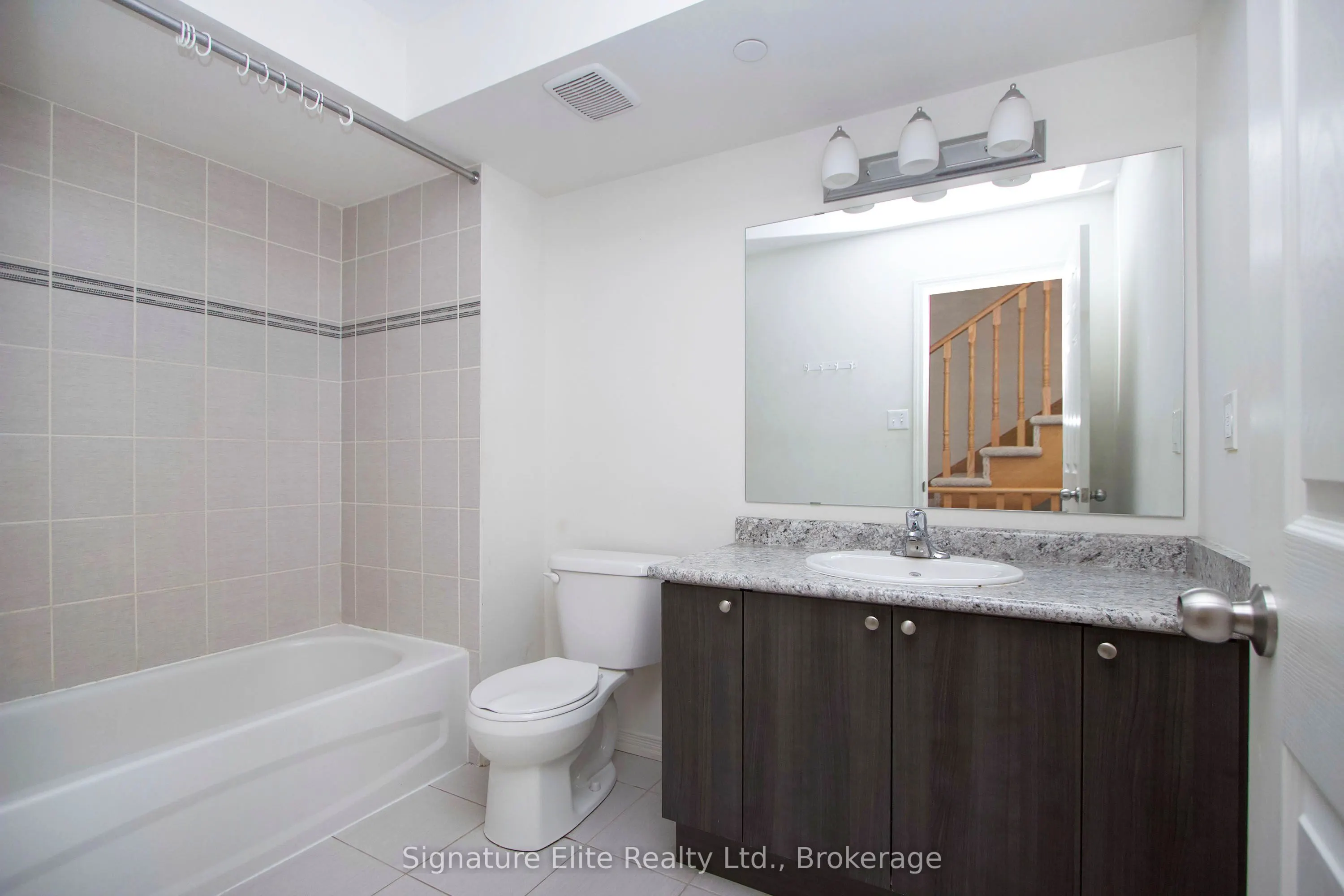 2398 Chevron Prince Path