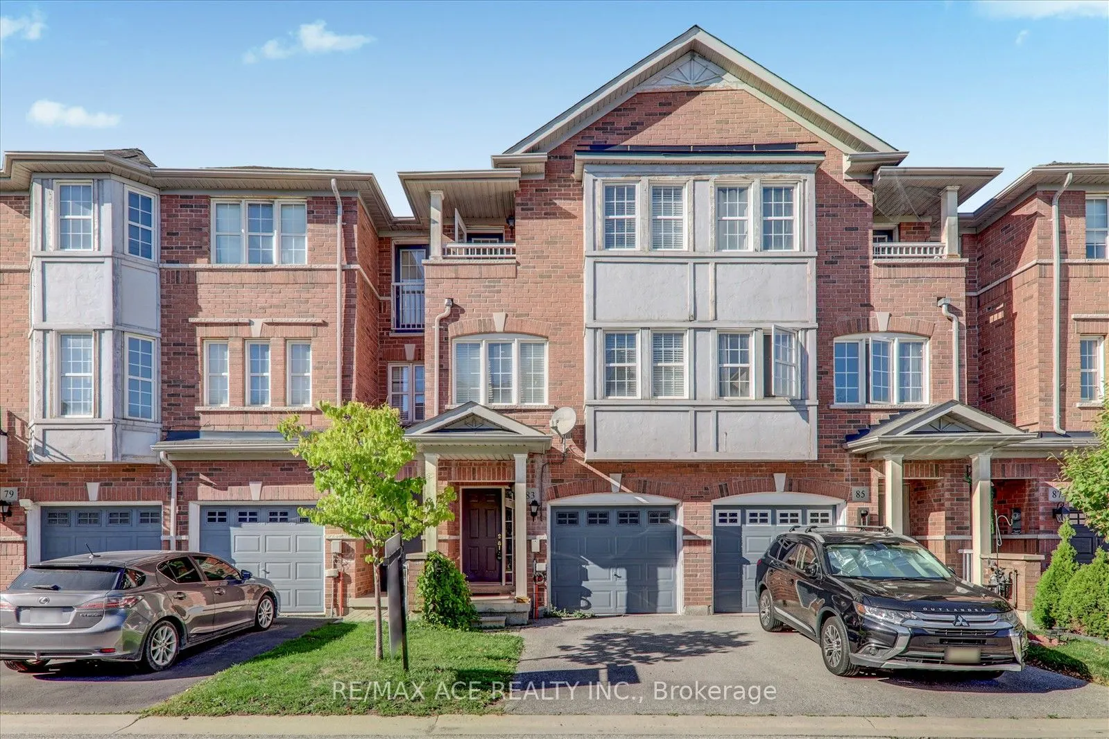 83 Huxtable Lane