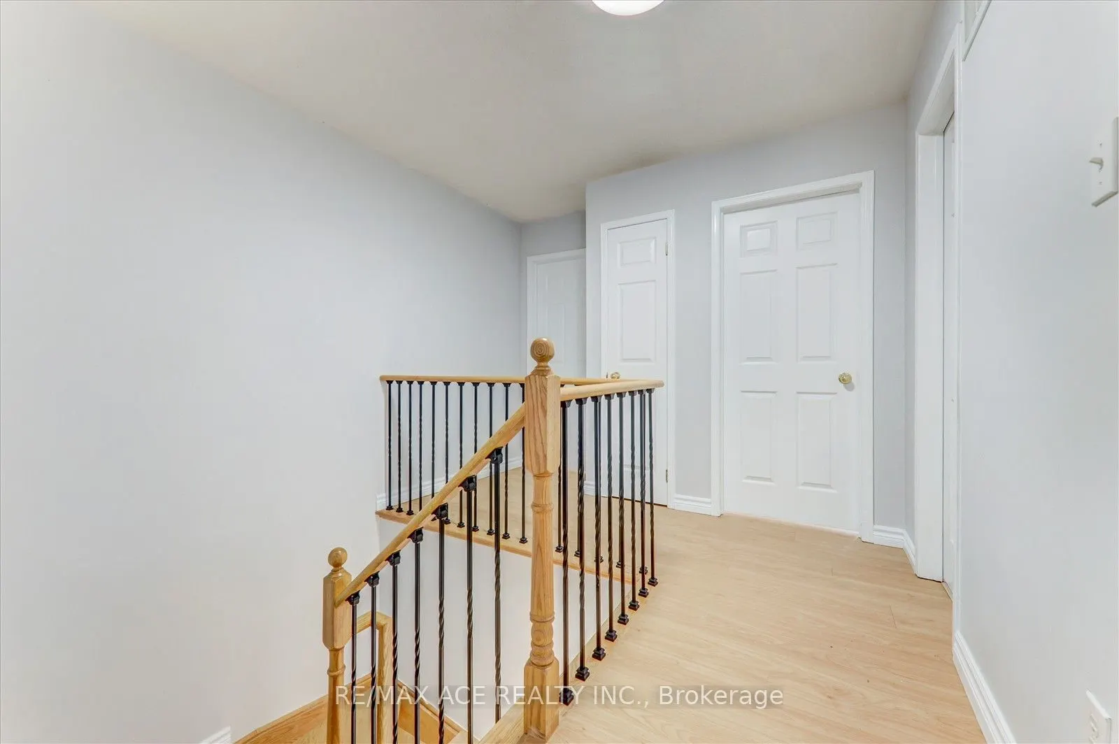 83 Huxtable Lane