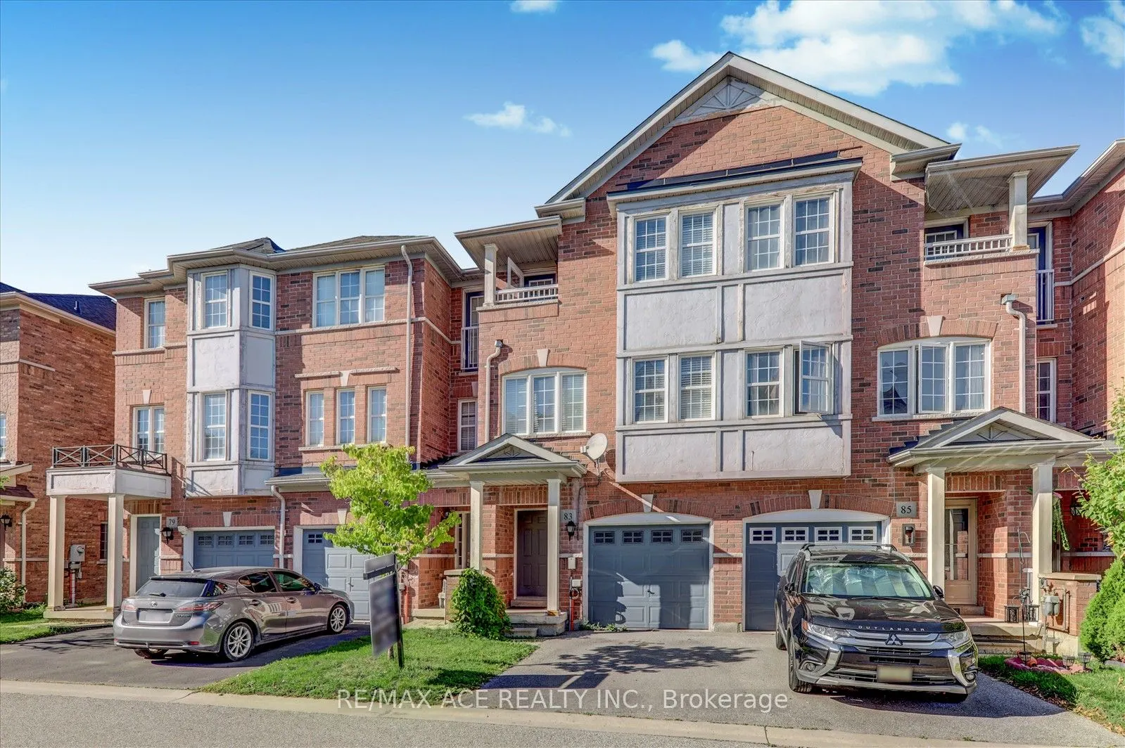 83 Huxtable Lane