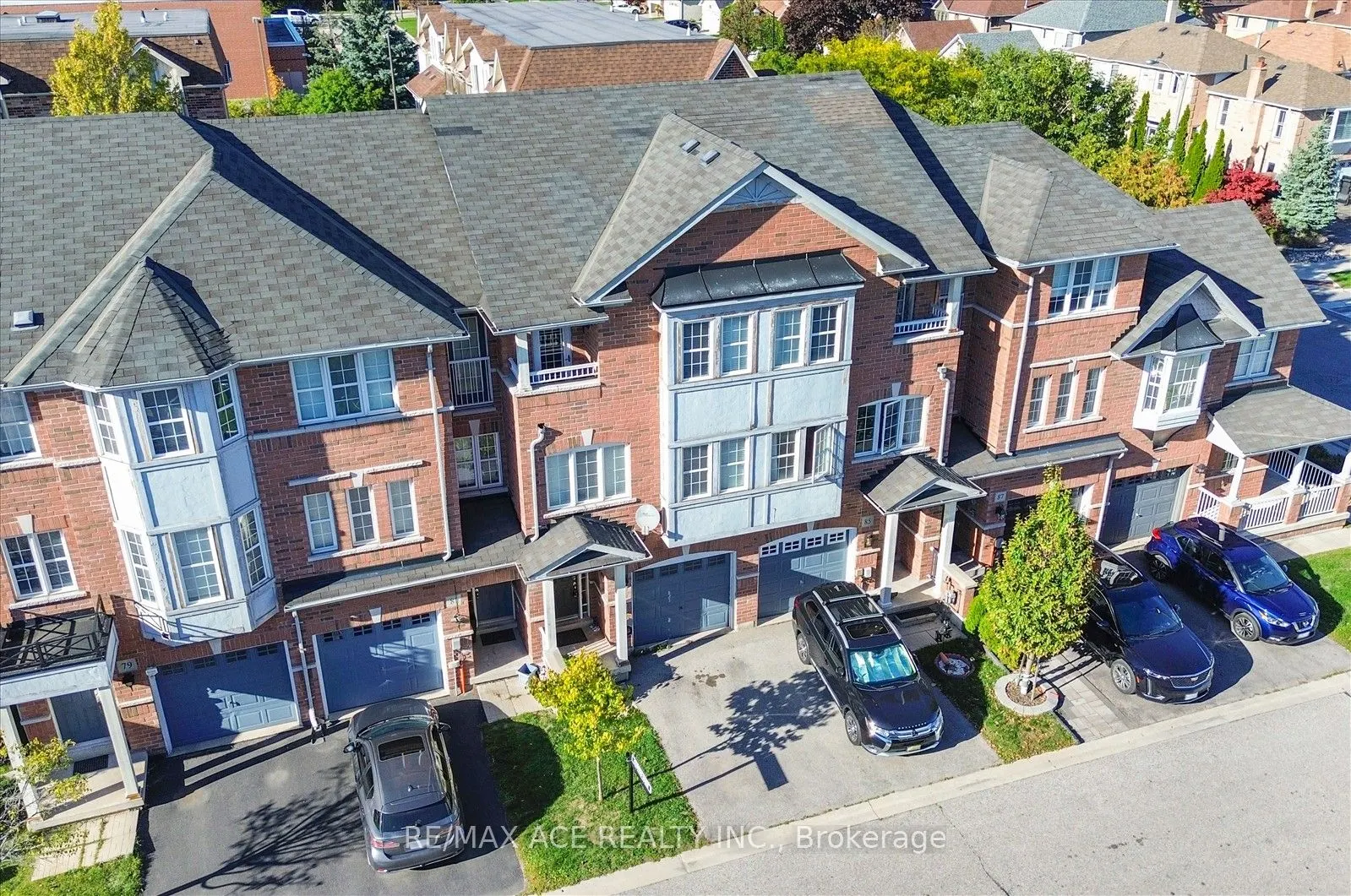 83 Huxtable Lane