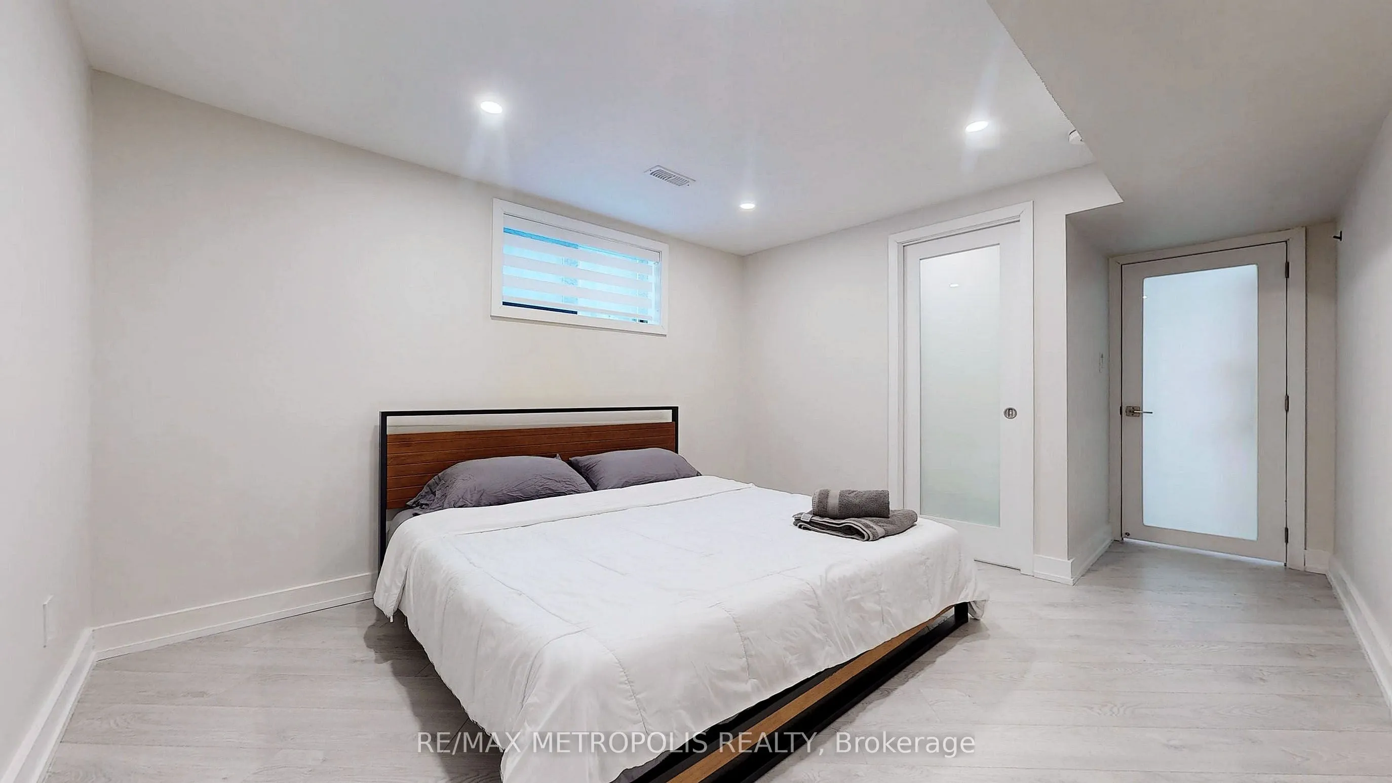 640 Lansdowne Drive, #Lower