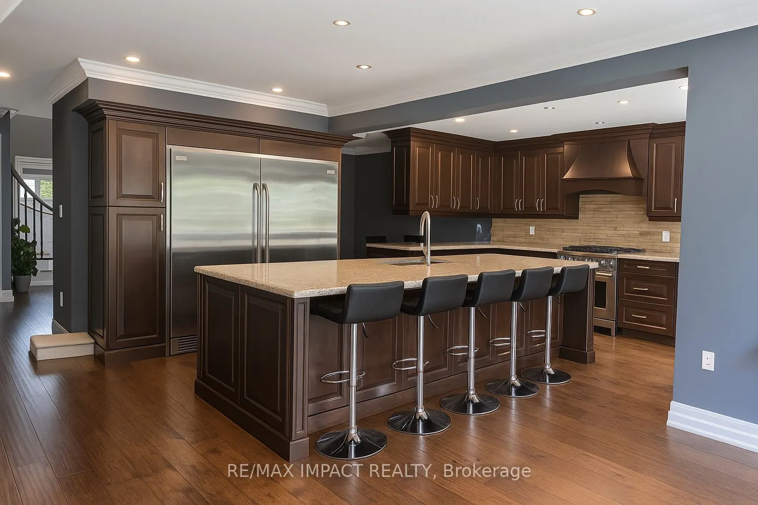 28 Fairmeadow Place E