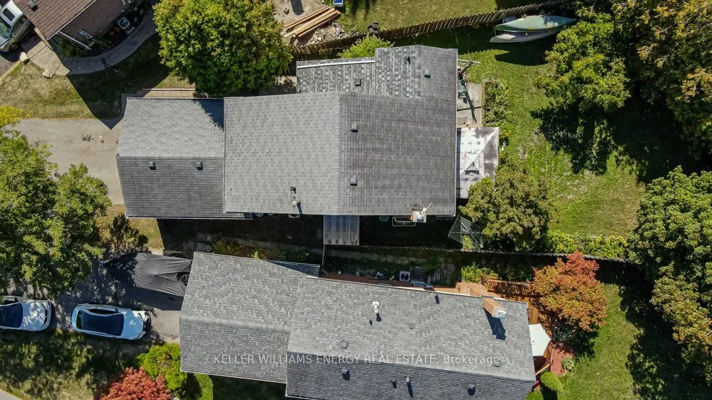 17 Barrow Court