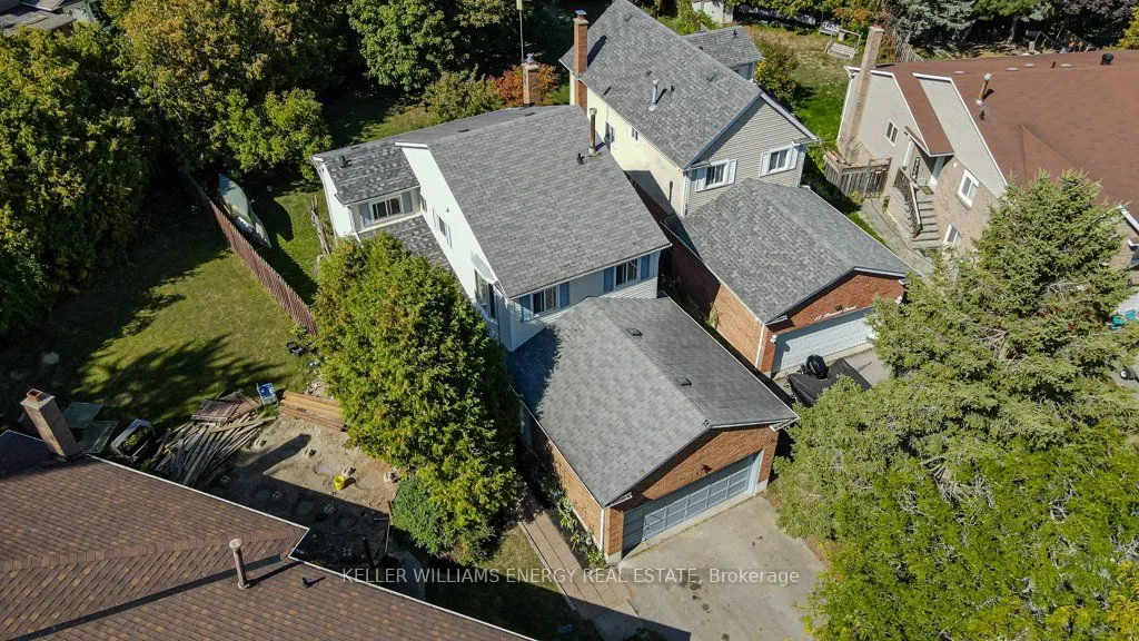 17 Barrow Court
