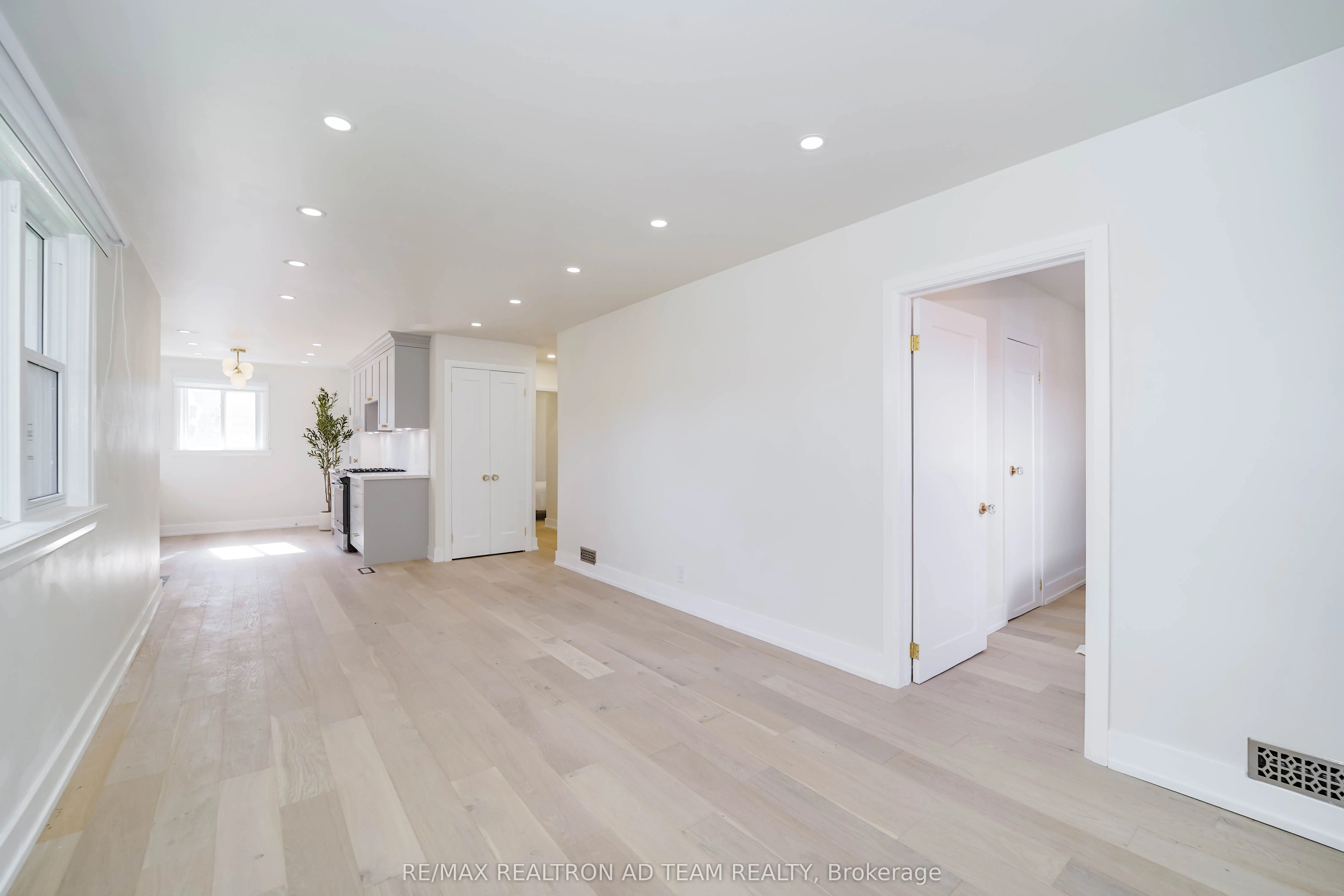 82 Admiral Road
