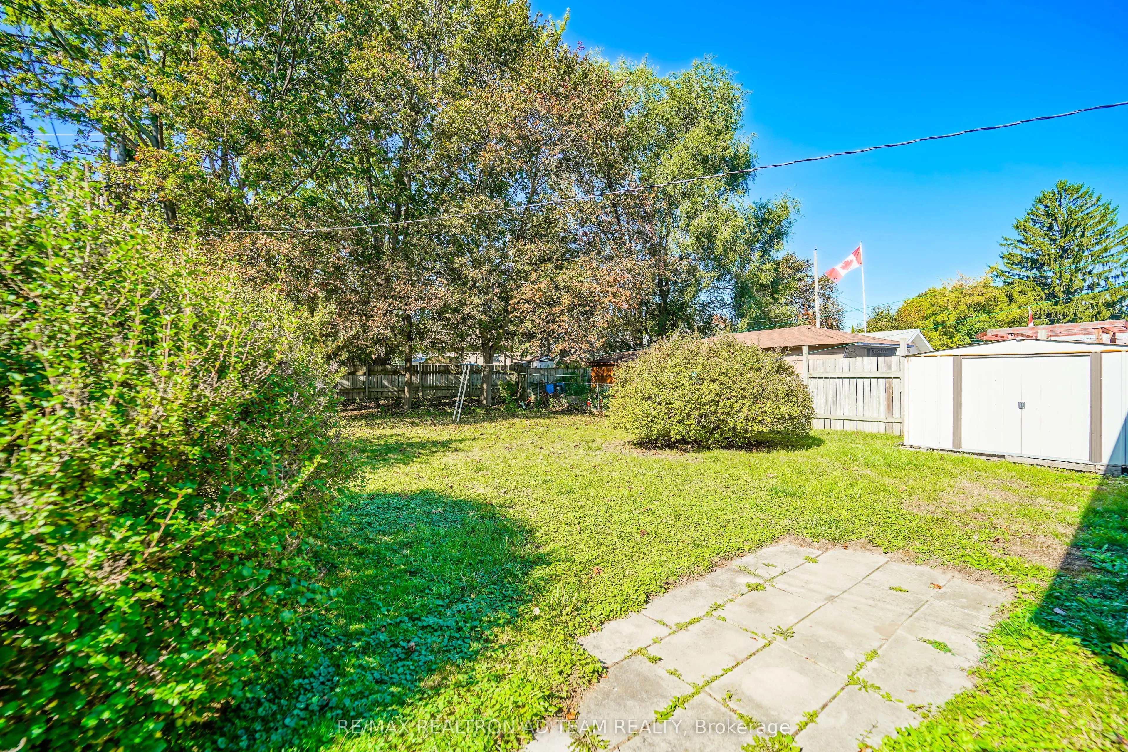 82 Admiral Road