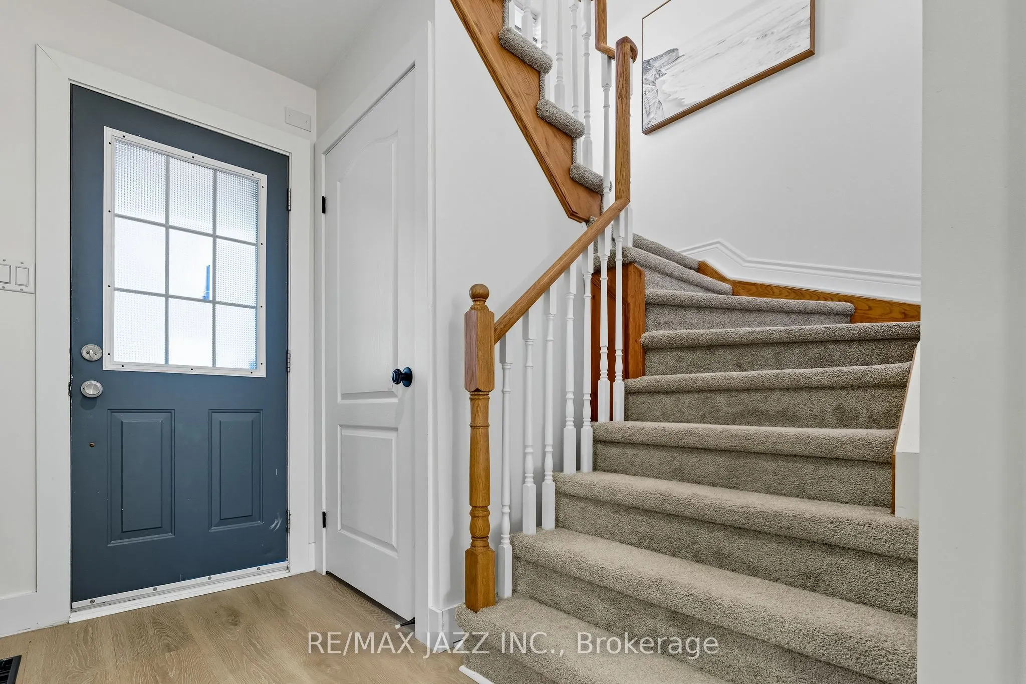 16 Carveth Crescent