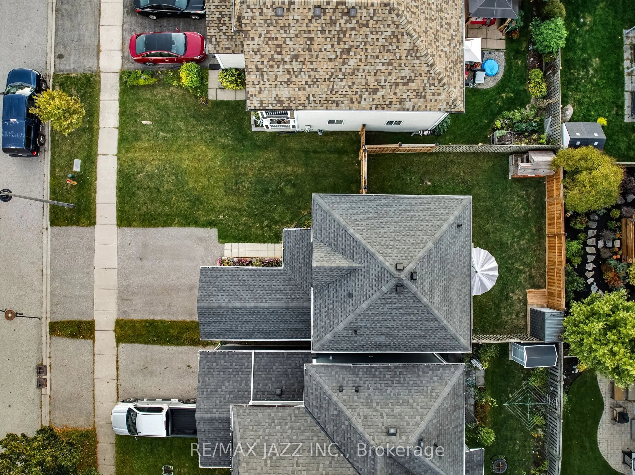16 Carveth Crescent