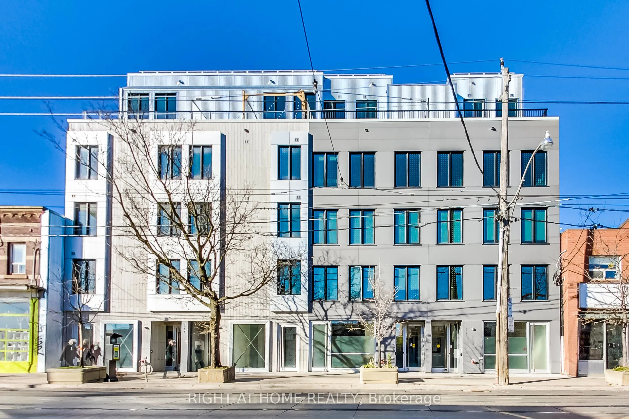 1604 Queen Street E, #PH