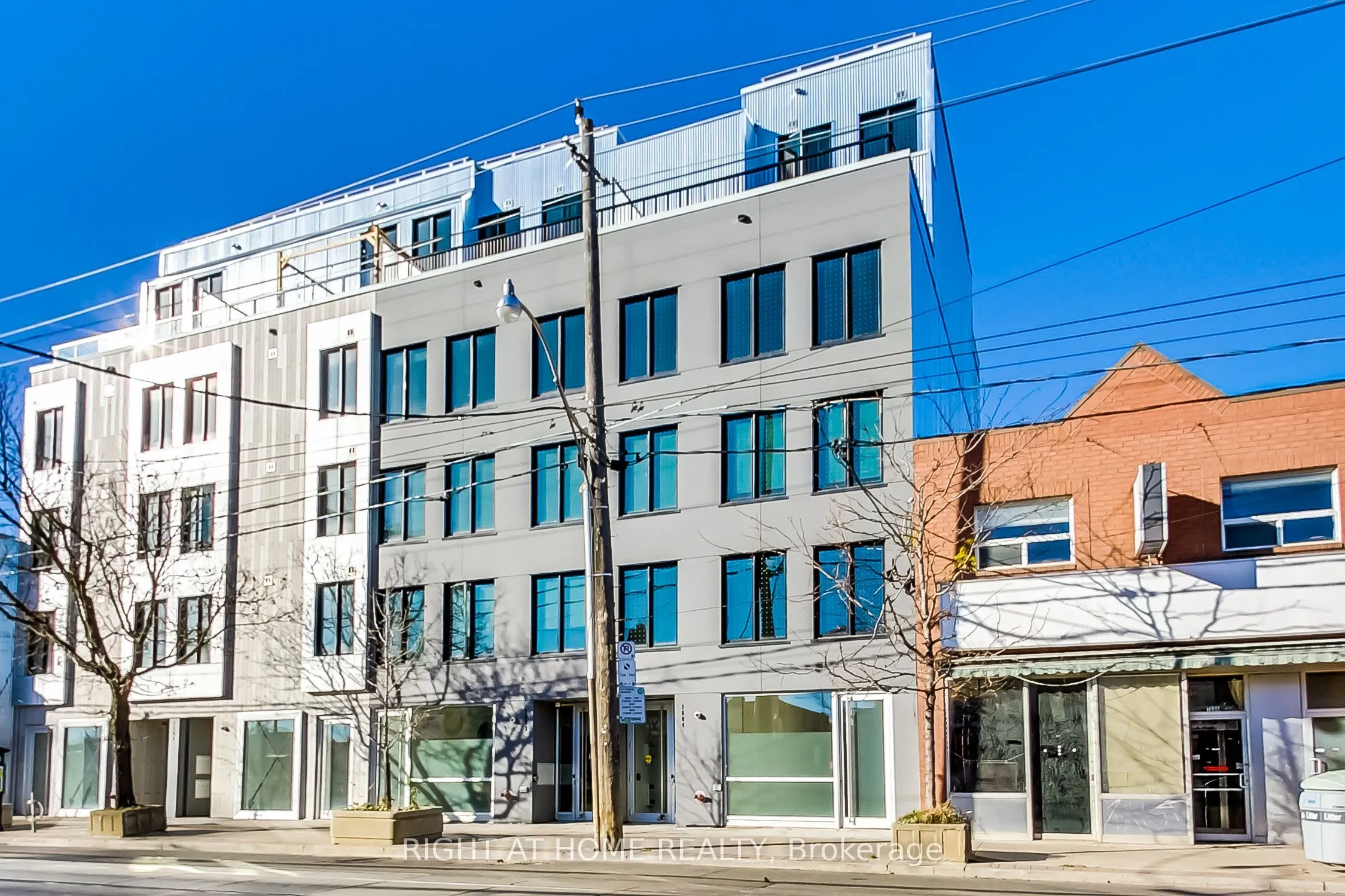 1604 Queen Street E, #PH