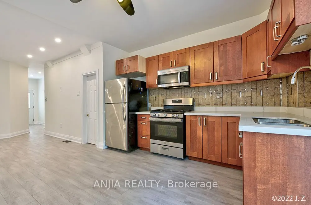 21 Wroxeter Avenue, #Upper