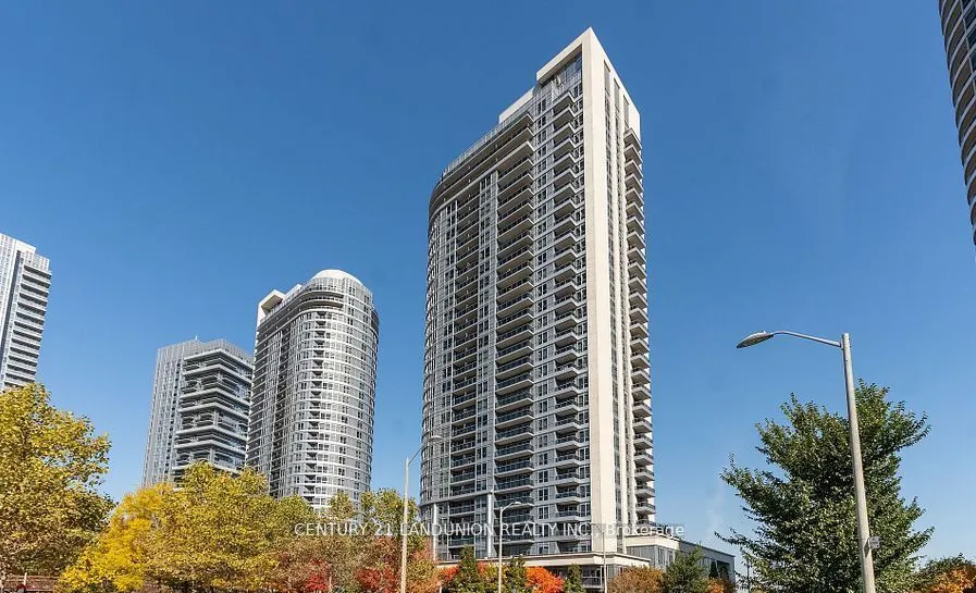 151 Village Green Square, #1401