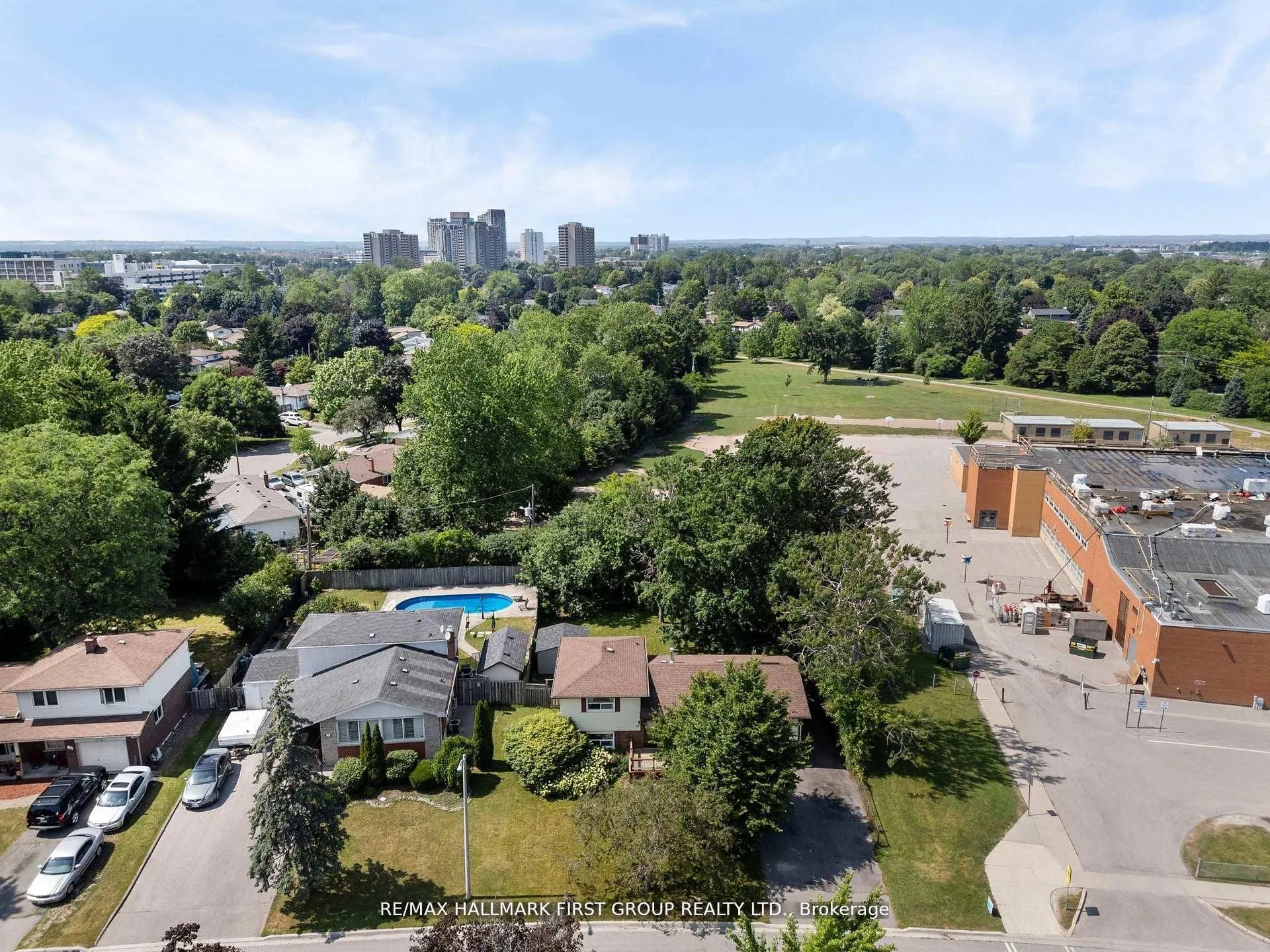 20 Lambard Crescent