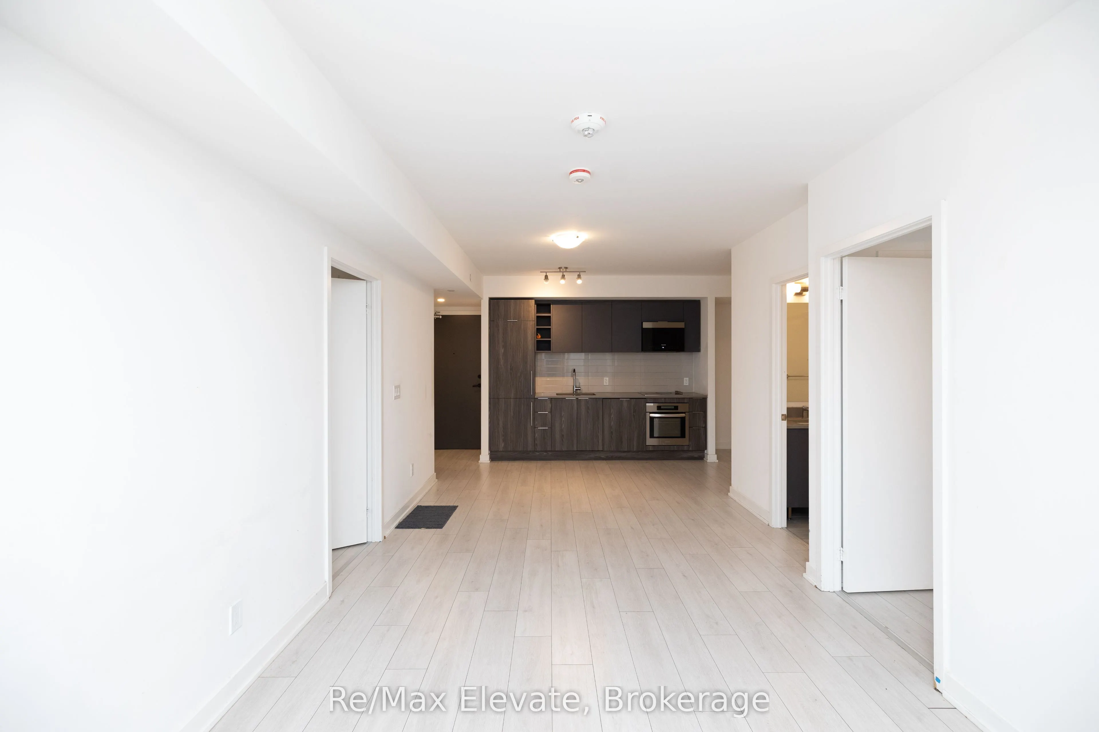 2033 Kennedy Road, #1068