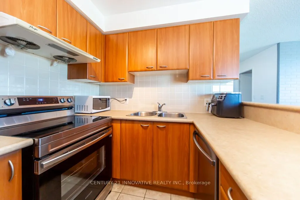 38 Lee Centre Drive, #2303