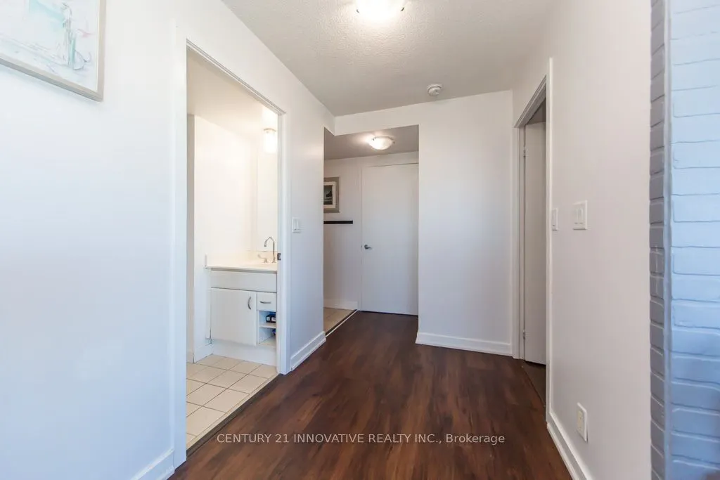 38 Lee Centre Drive, #2303