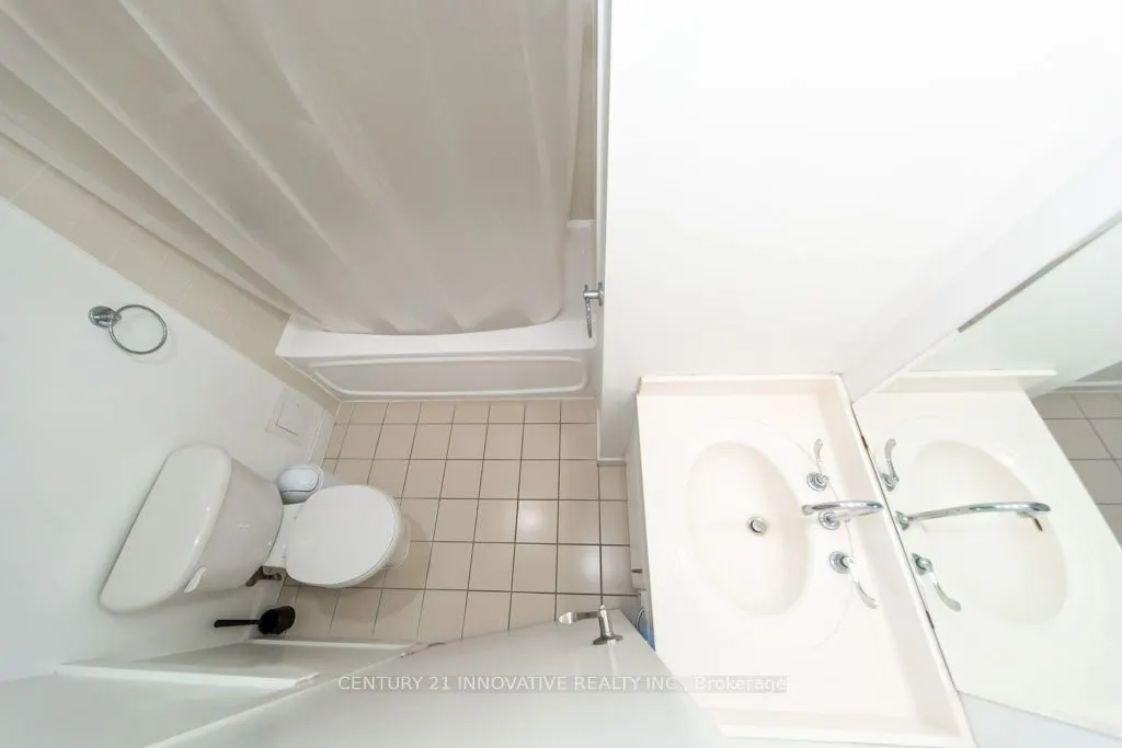 38 Lee Centre Drive, #2303