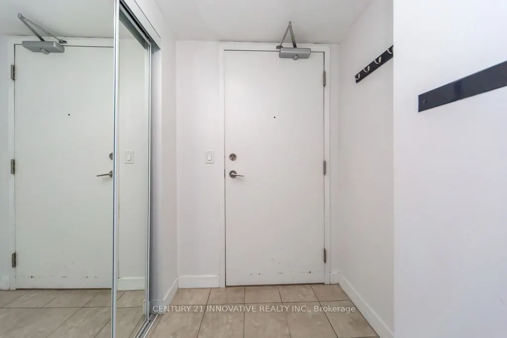 38 Lee Centre Drive, #2303