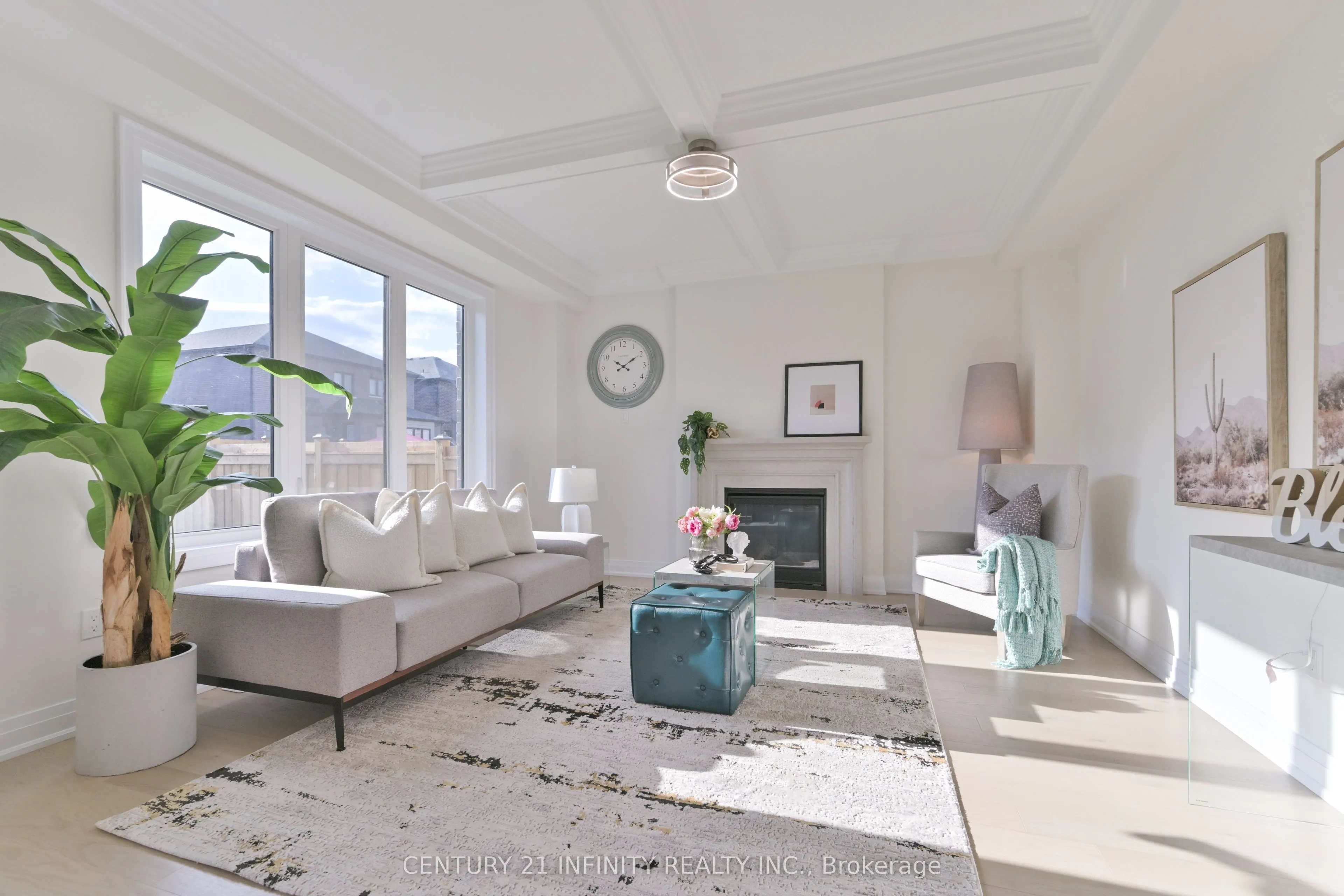 10 Hoad Street