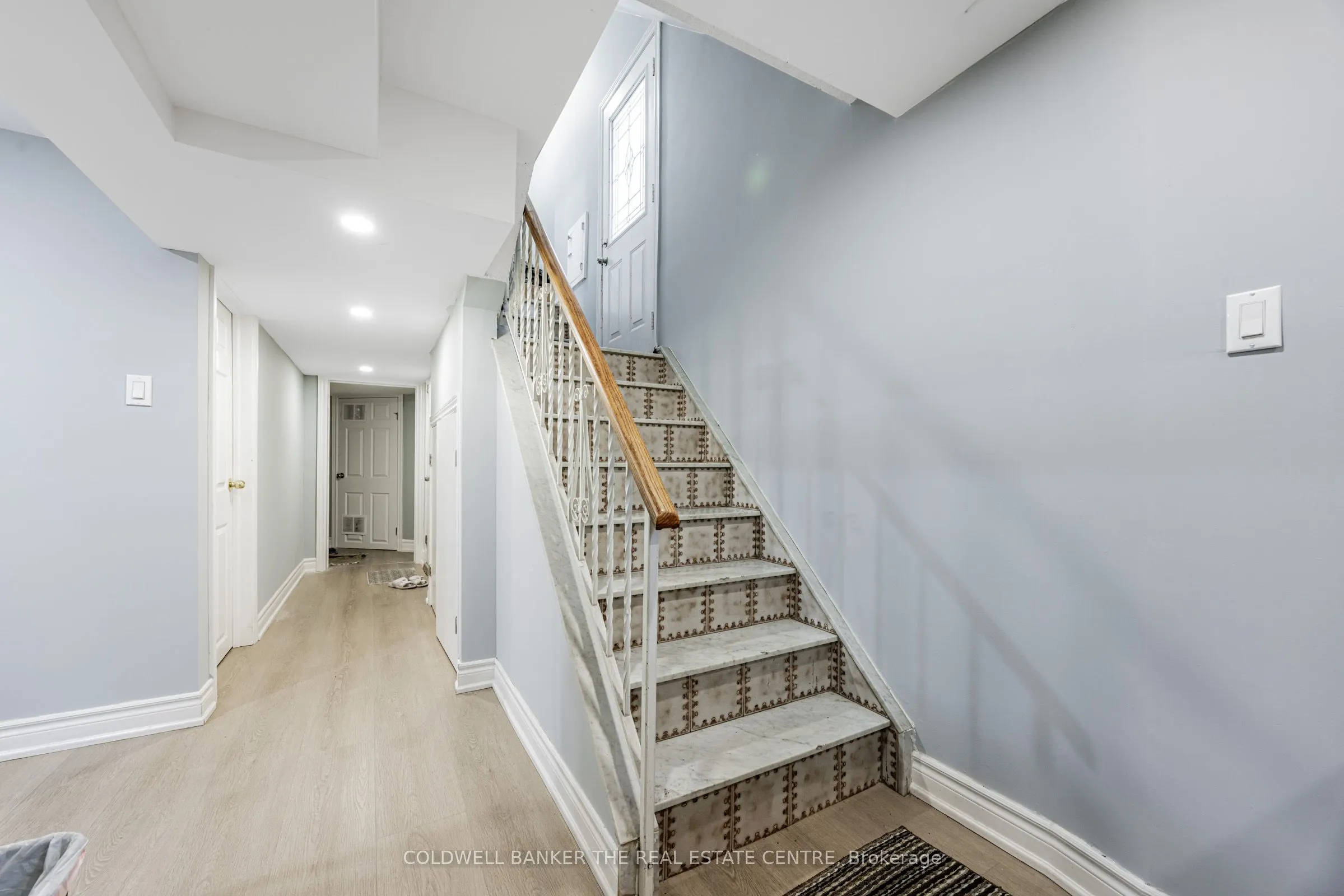 64 Winter Avenue